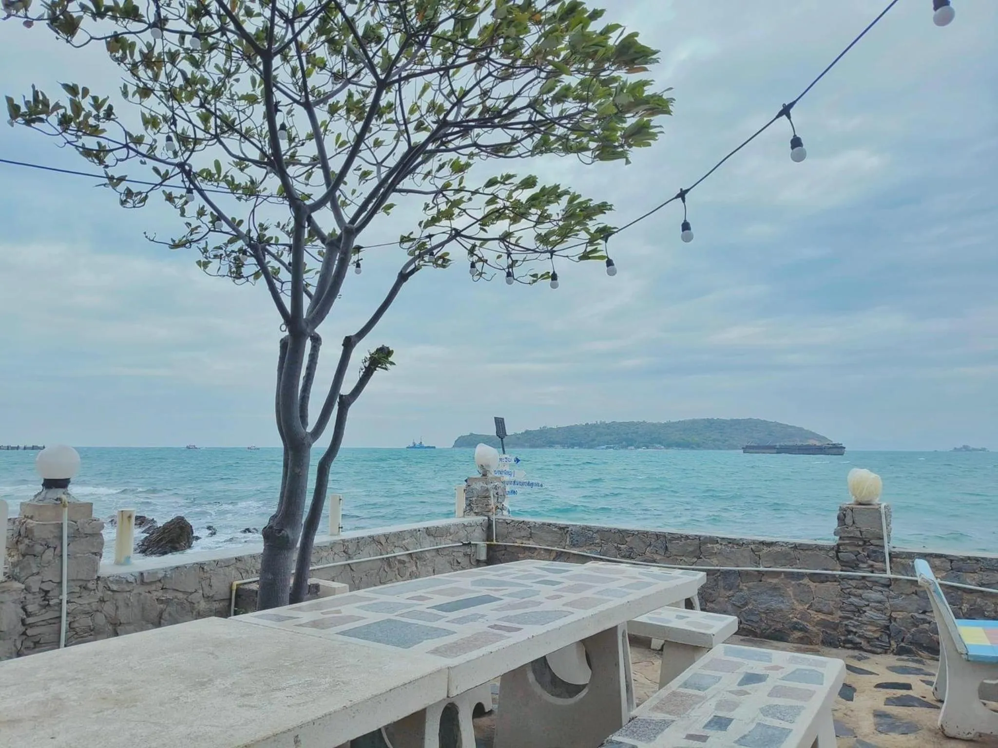 Rubtawan Sichang Resort