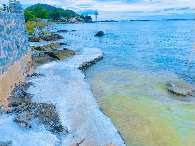 Rubtawan Sichang Resort