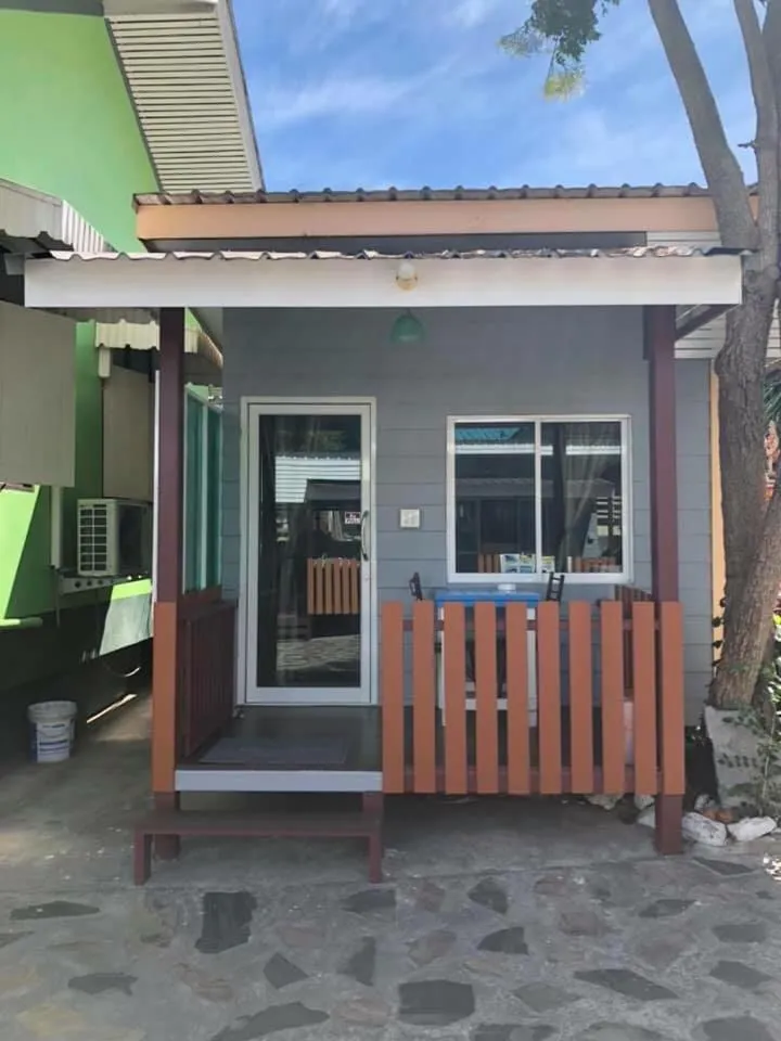 Rubtawan Sichang Resort