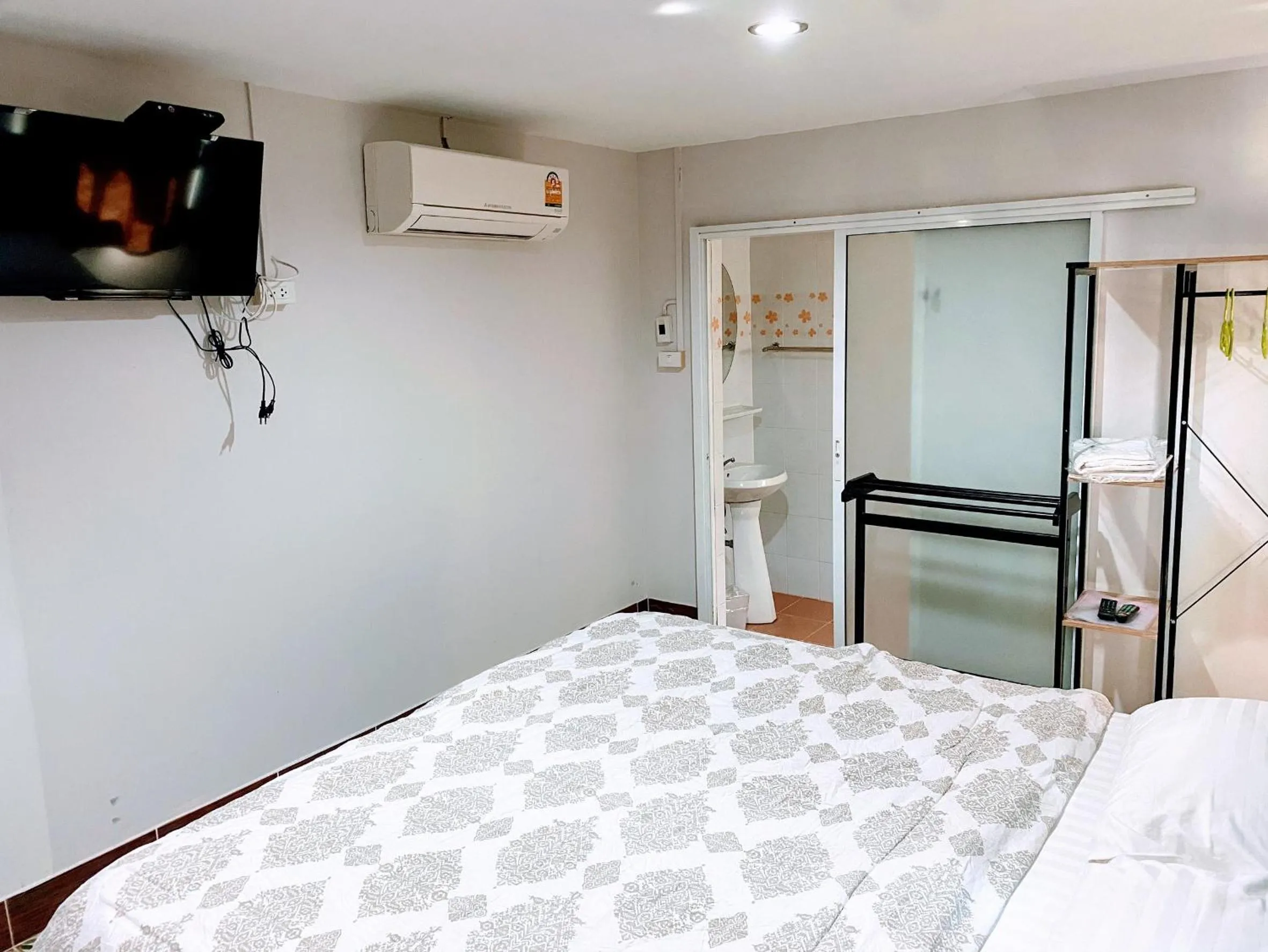 Bed in Rubtawan Sichang Resort