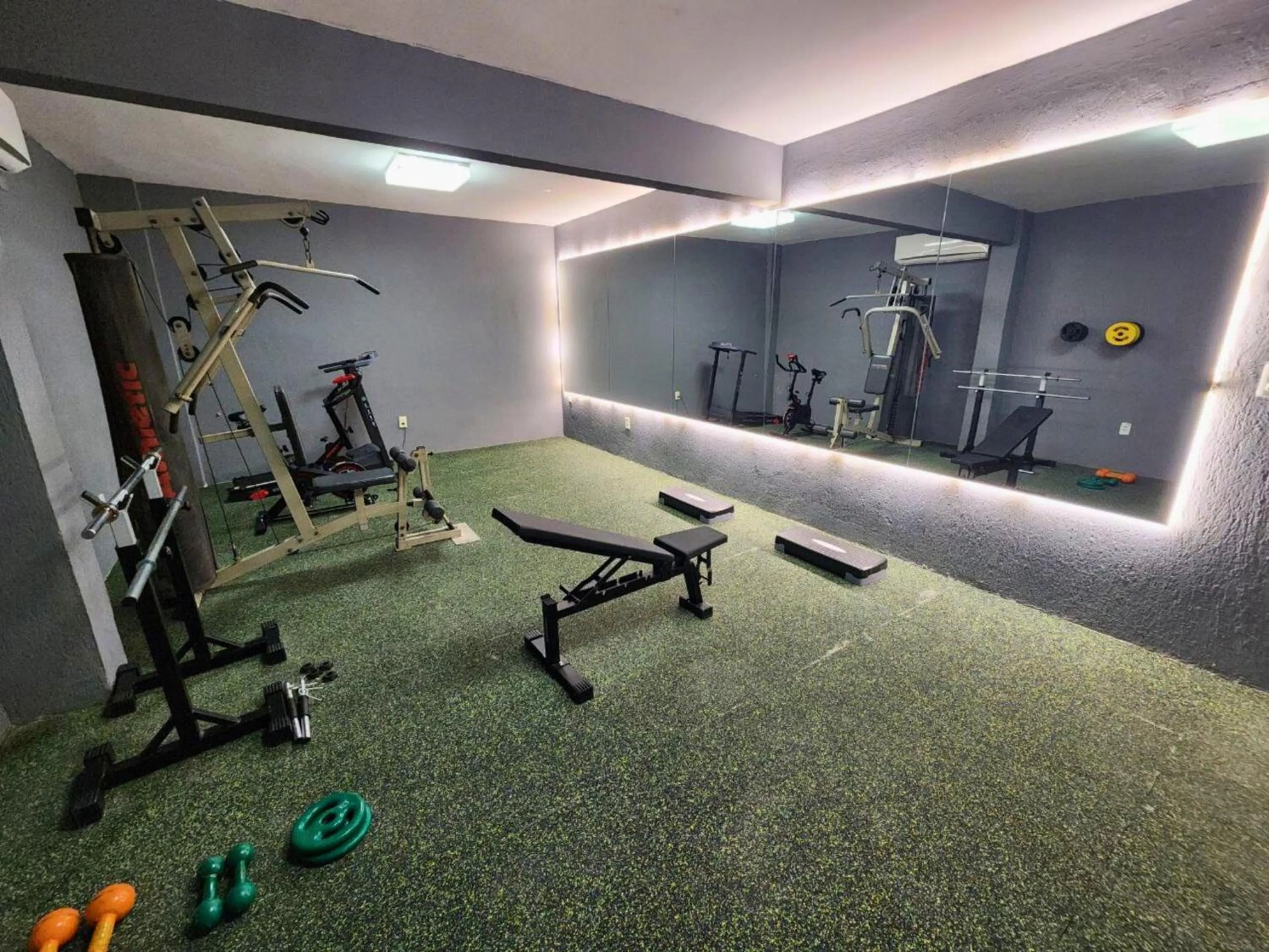 Fitness centre/facilities in JR Hotel