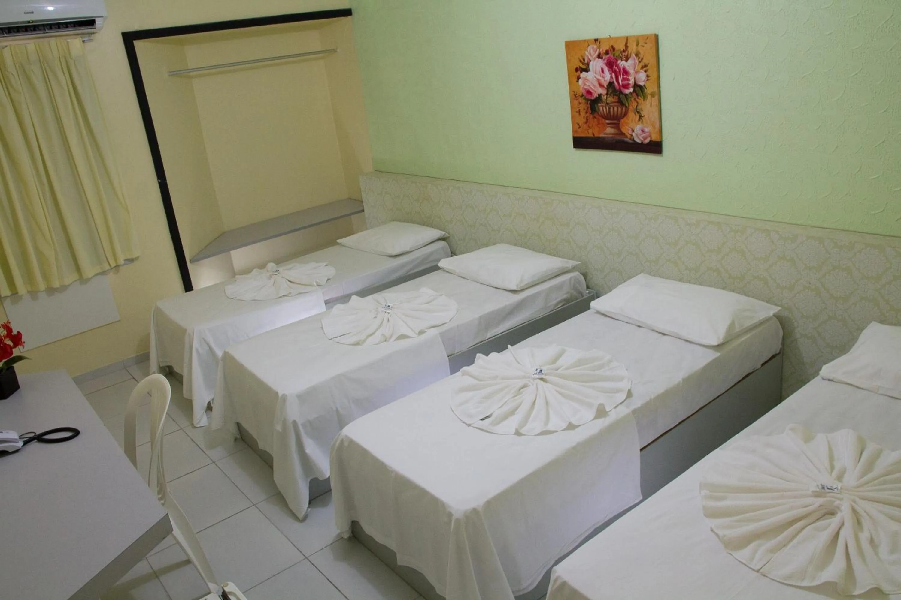 Bedroom, Bed in JR Hotel