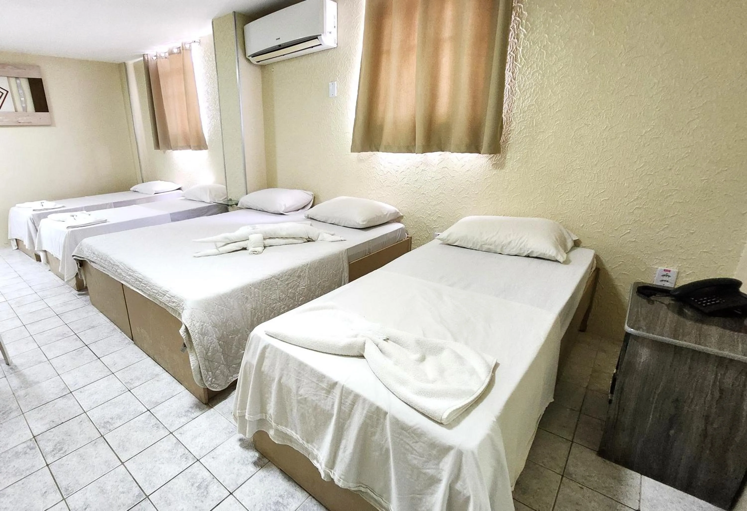 Bed in Guarany Hotel Express