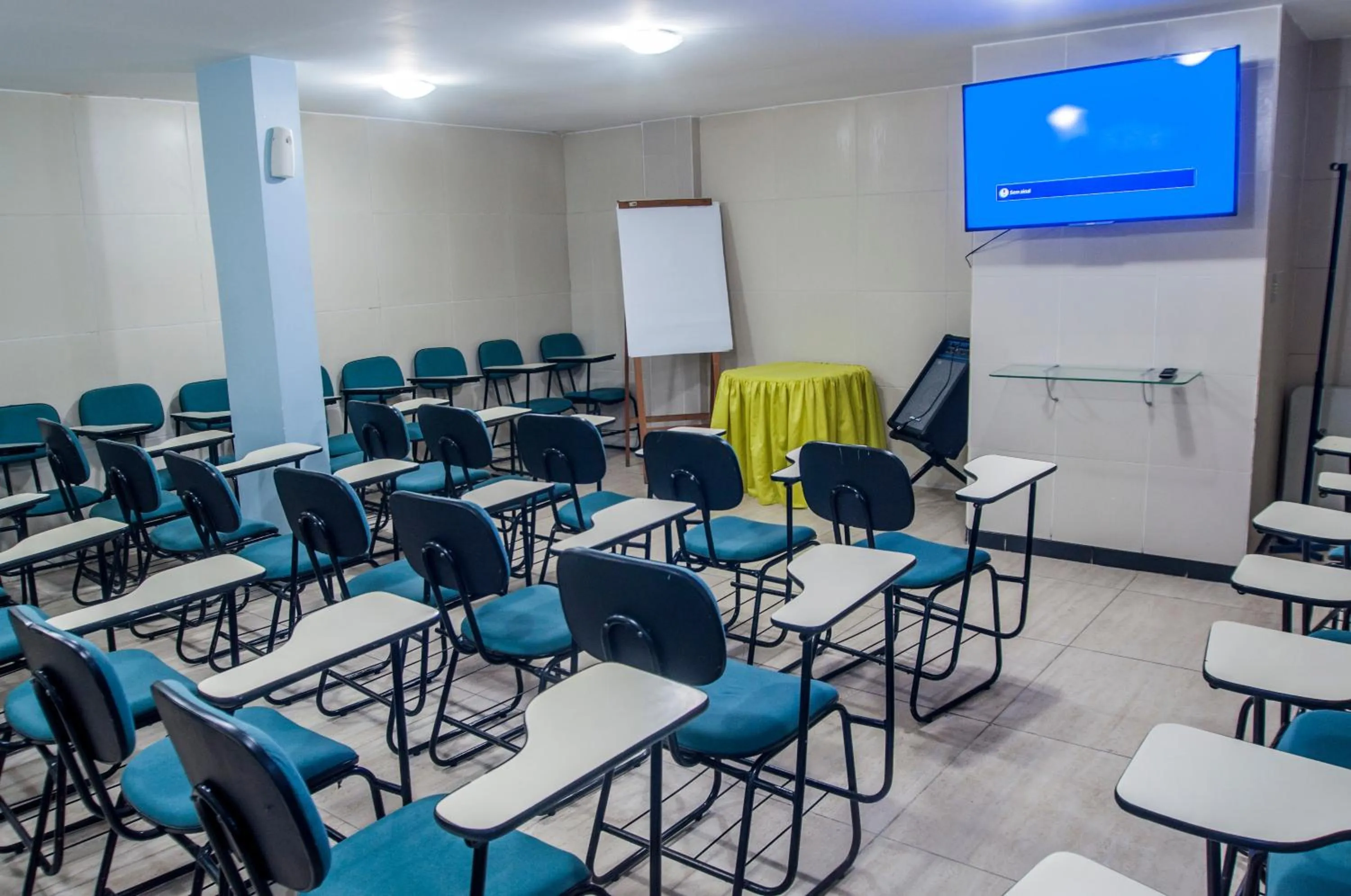 TV and multimedia in Guarany Hotel Express