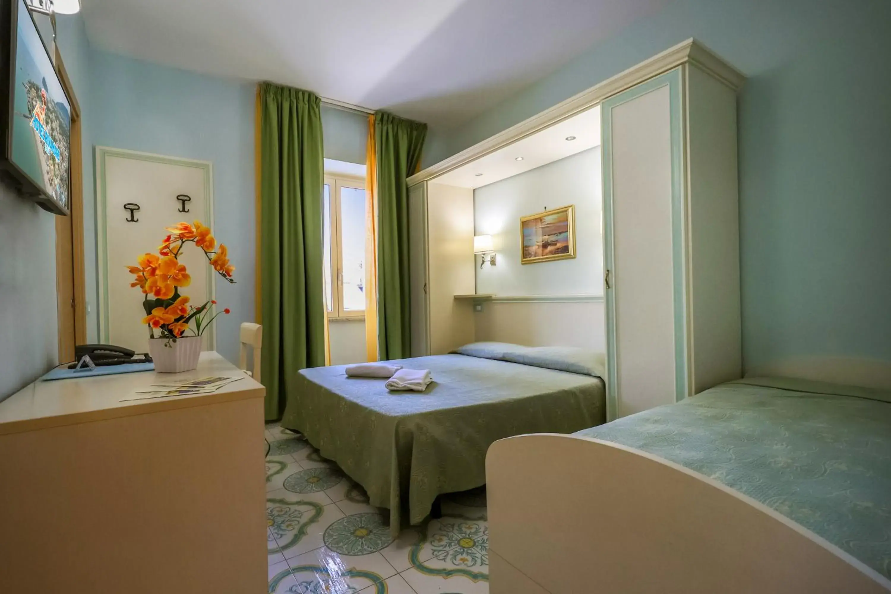 Standard Double Room in Hotel Rivamare Standard Double Room in Hotel Rivamare