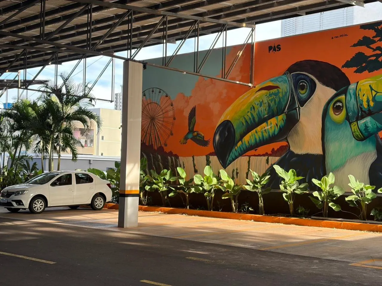 Parking in Nadai Confort Hotel e Spa