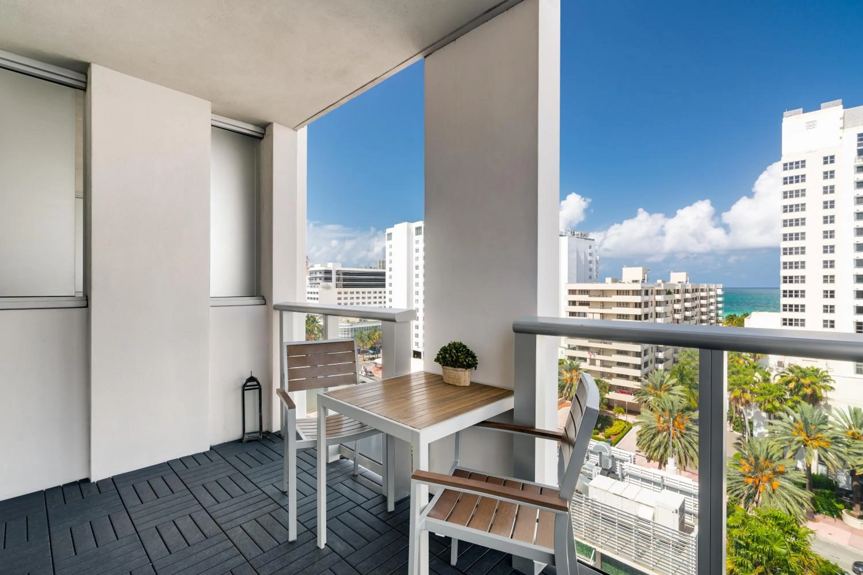 Balcony/Terrace in Iberostar Waves Berkeley Shore