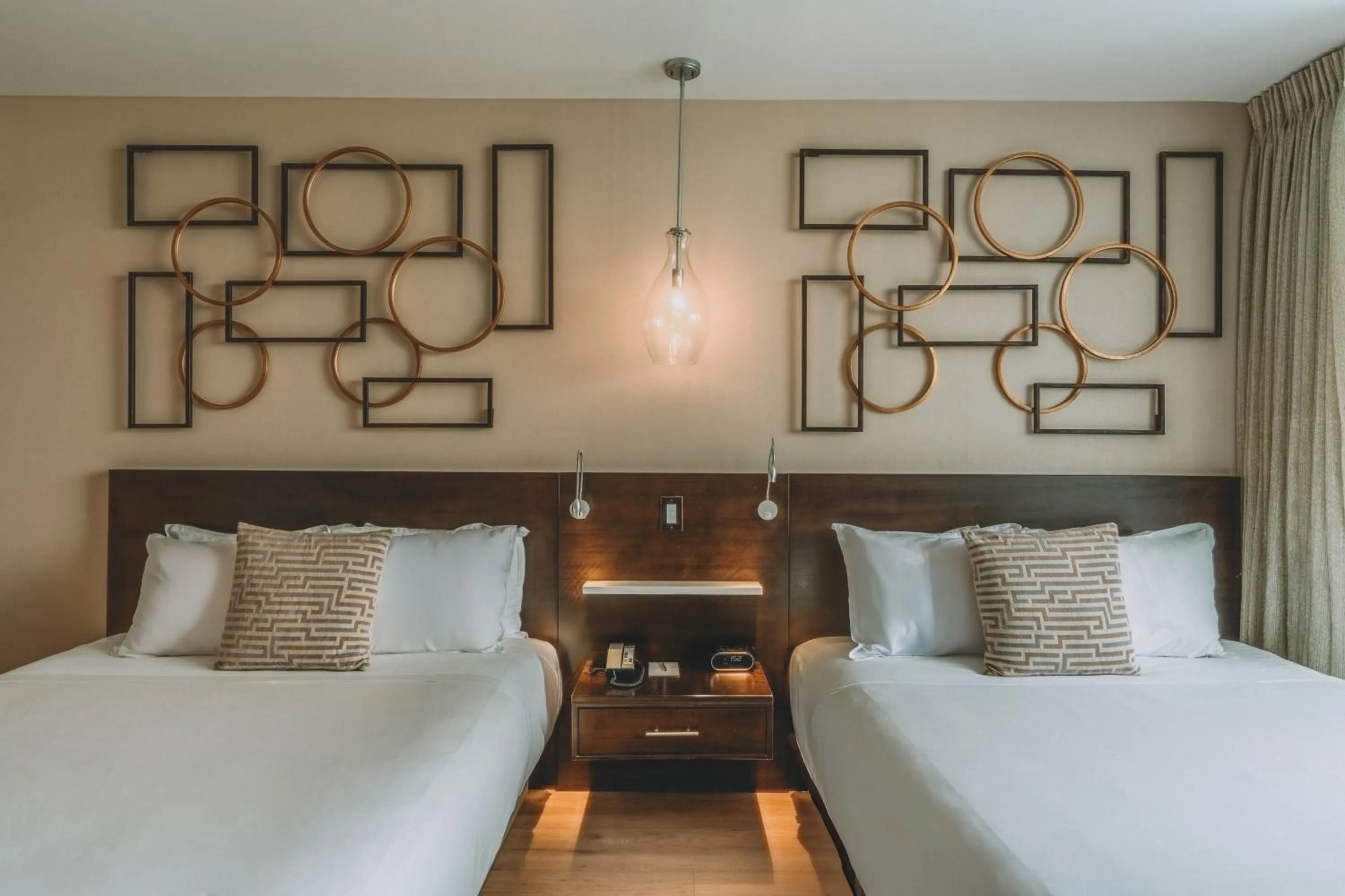 Bed in Iberostar Waves Berkeley Shore