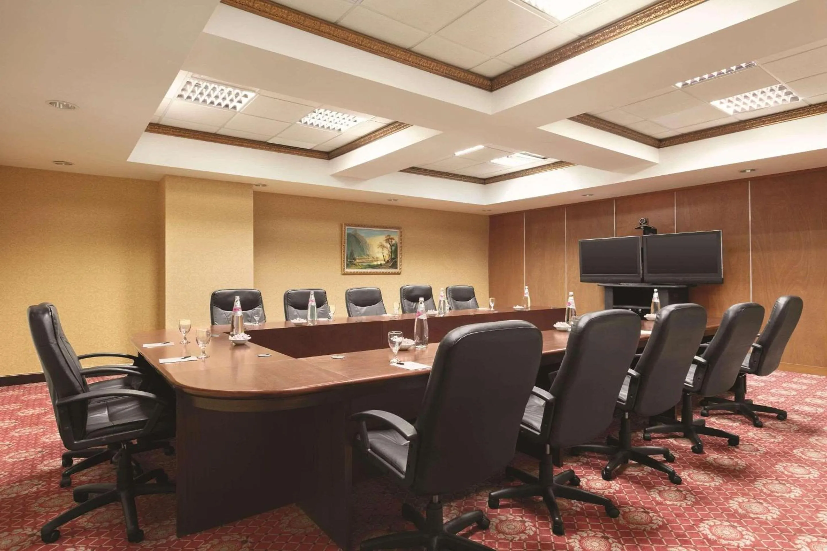 Meeting/conference room in Radisson Hotel Toronto Airport West
