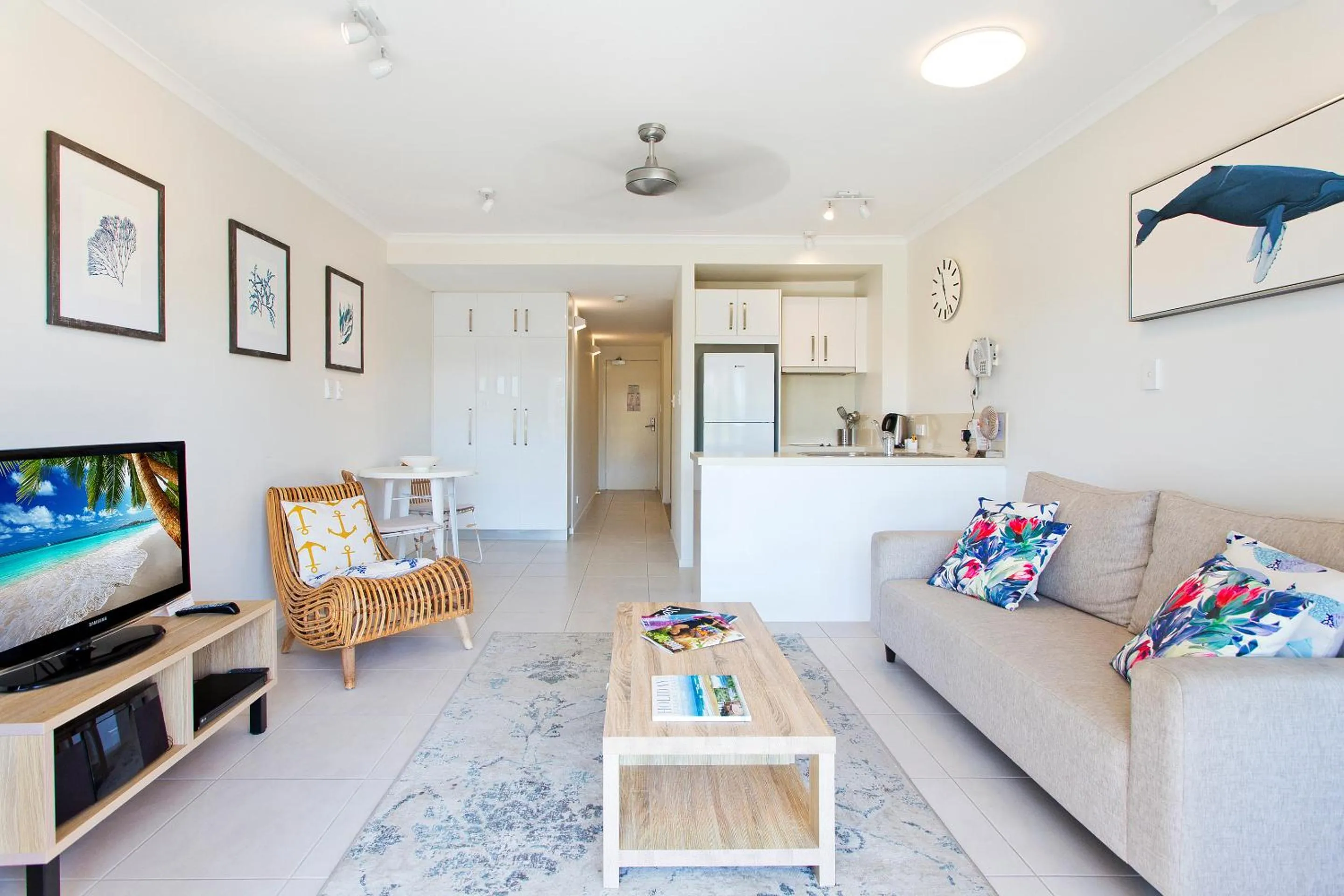 Kitchen or kitchenette in Offshore Noosa Resort