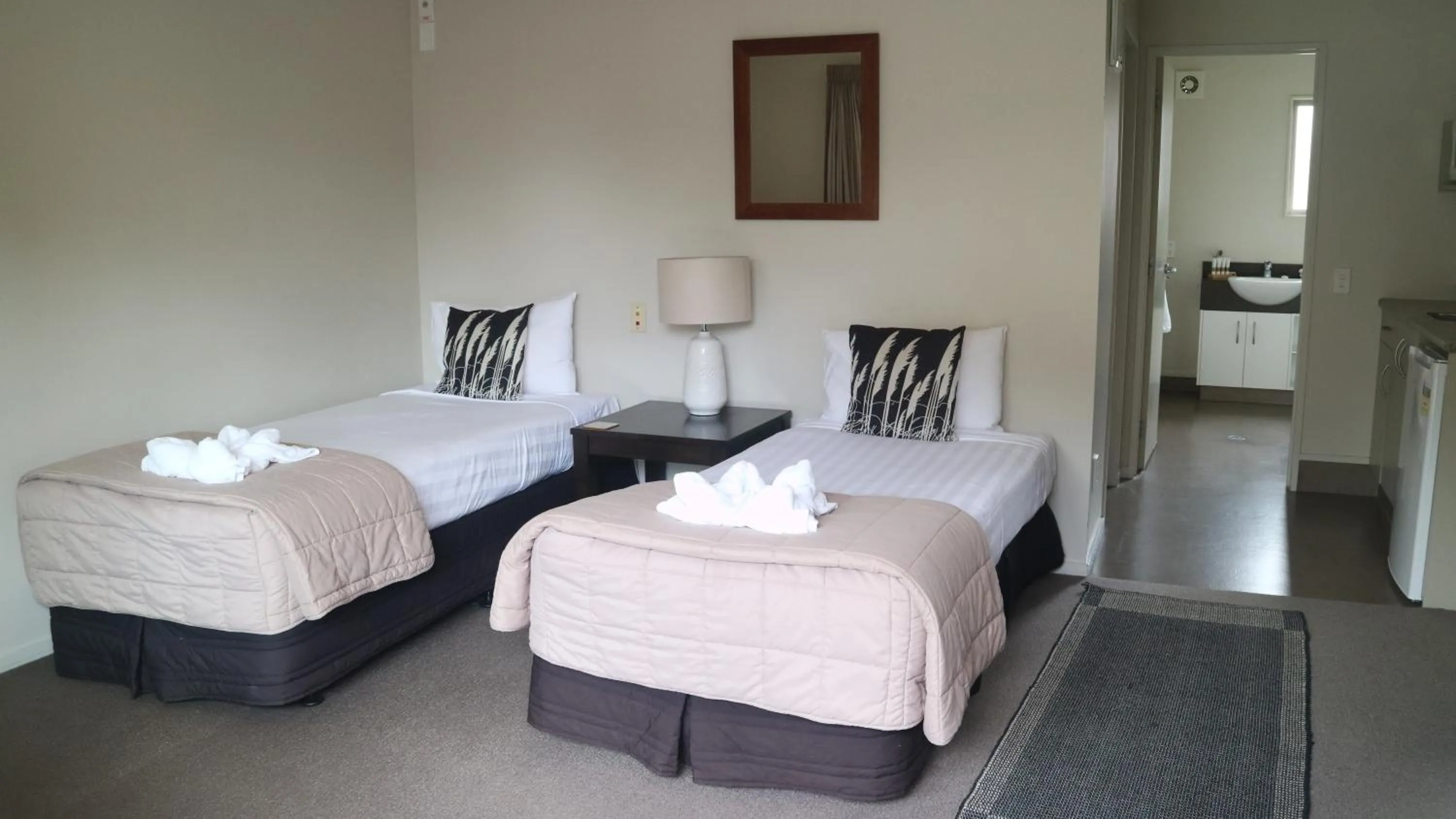 Bed in Executive On Fenton