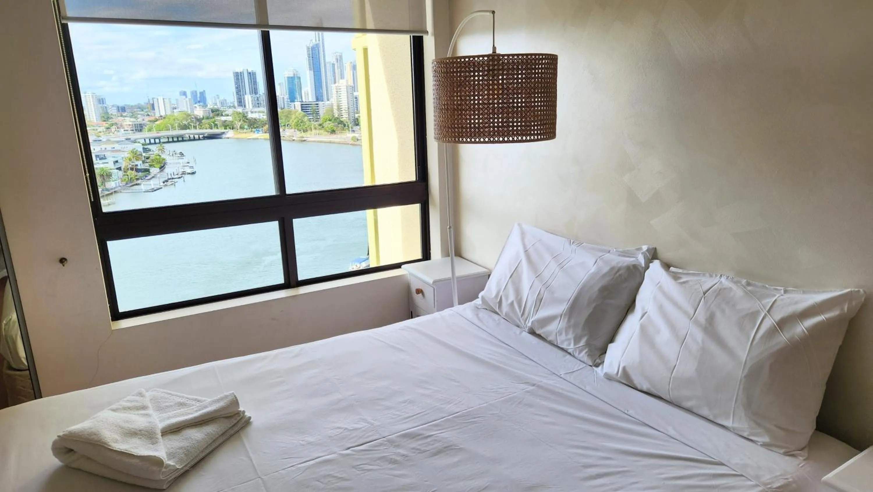 Surfers Hawaiian Holiday Apartments