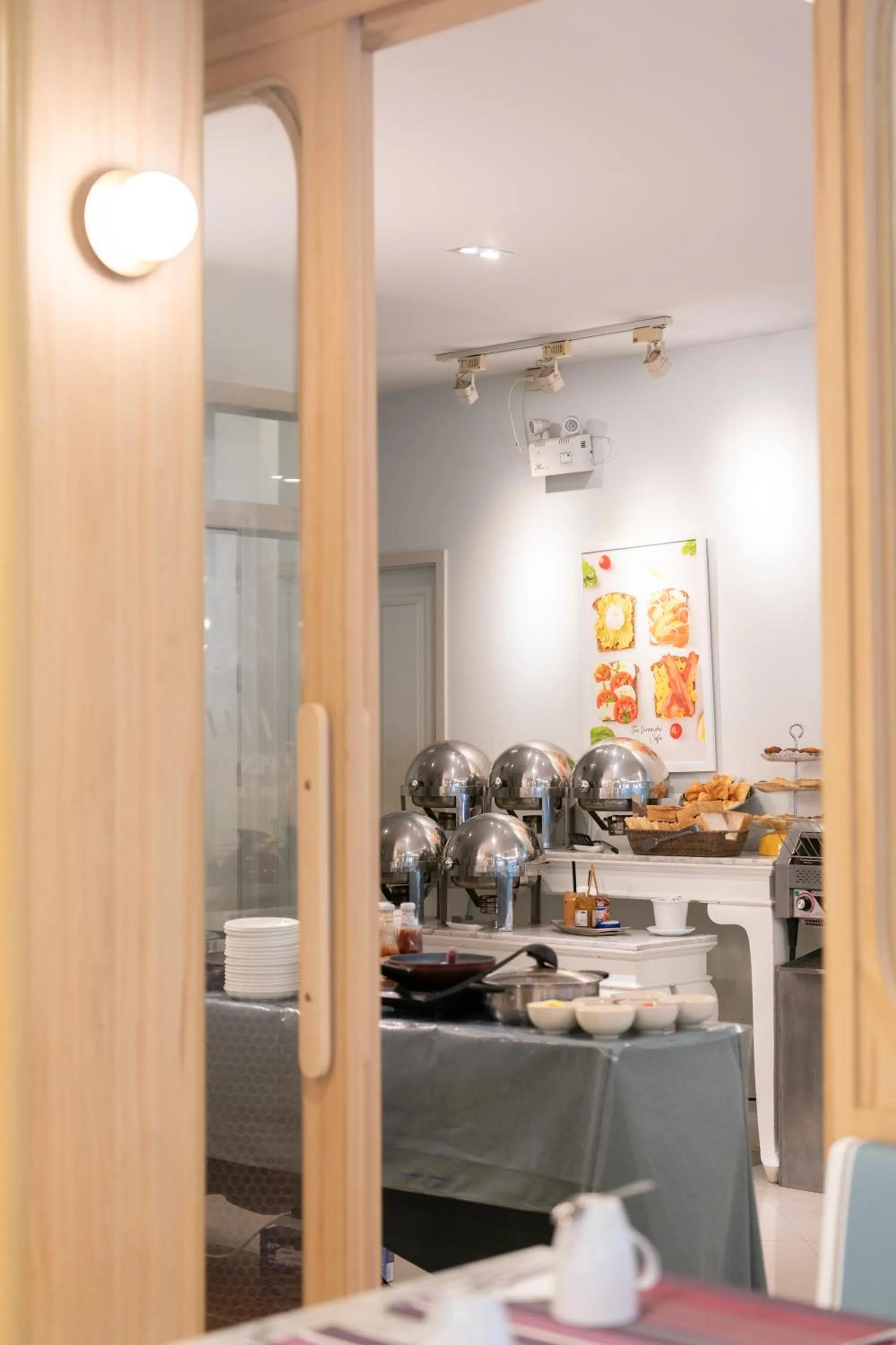 Restaurant/places to eat in The Verandah - SHA Extra Plus