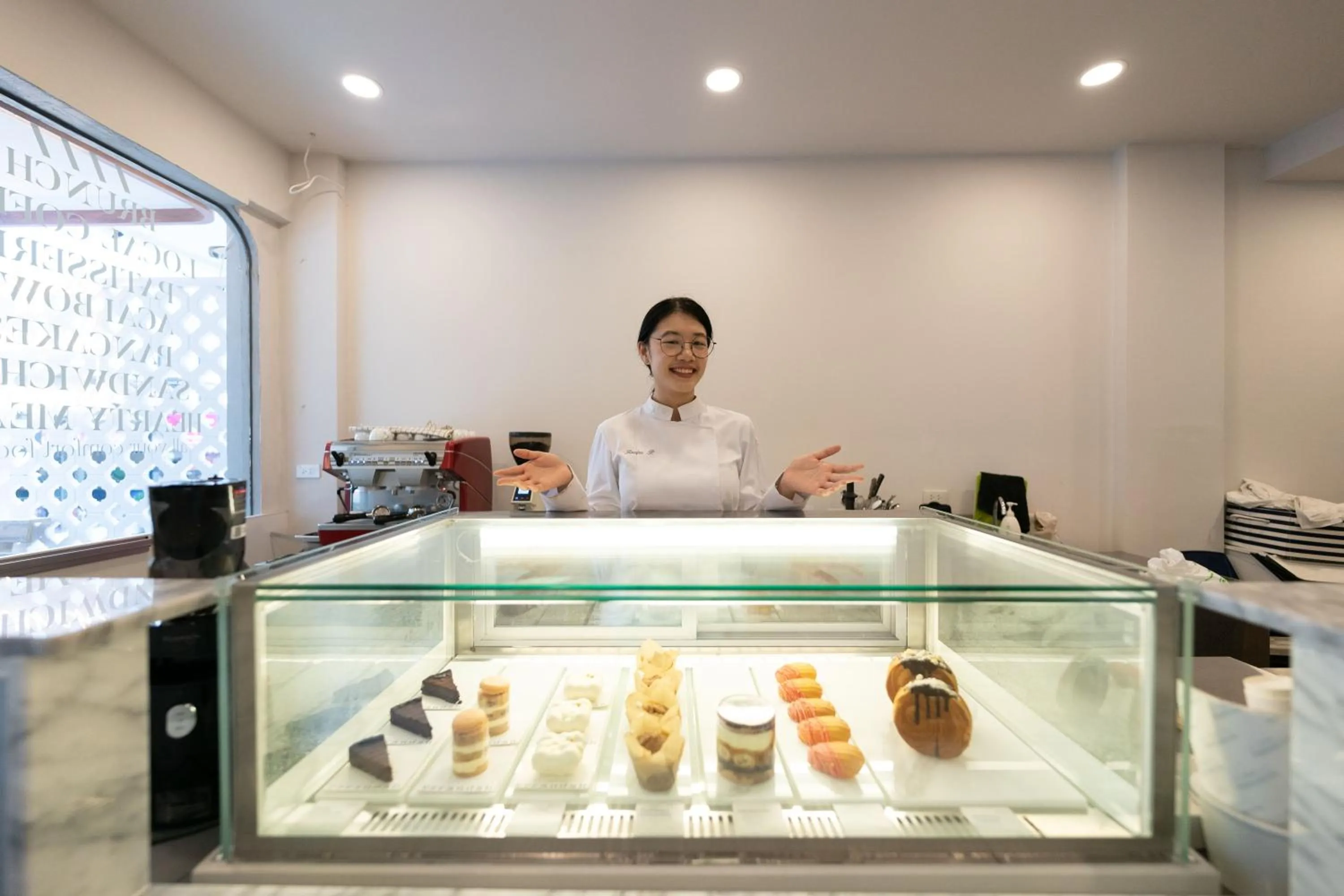 Restaurant/places to eat in The Verandah - SHA Extra Plus