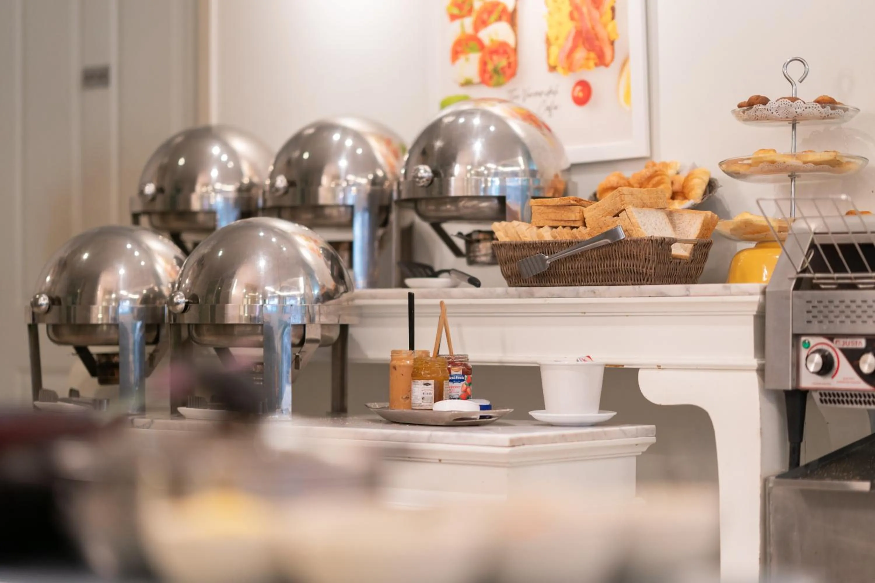 Restaurant/places to eat in The Verandah - SHA Extra Plus