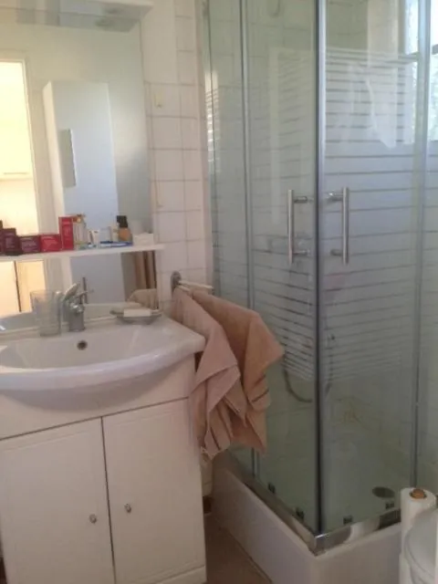 Studios proches de la mer plein soleil