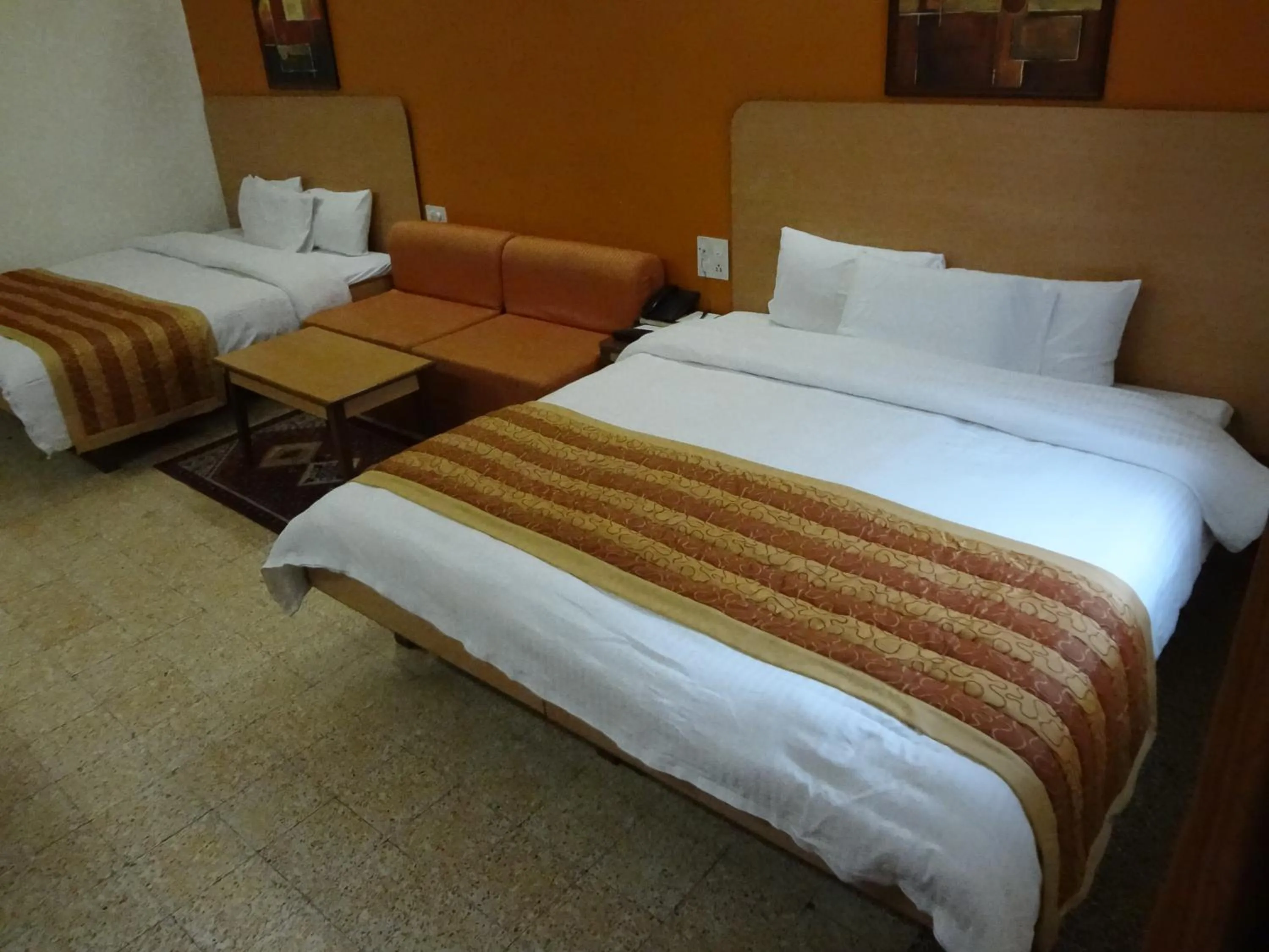 Bed in Chateau Windsor Hotel - Marine Drive