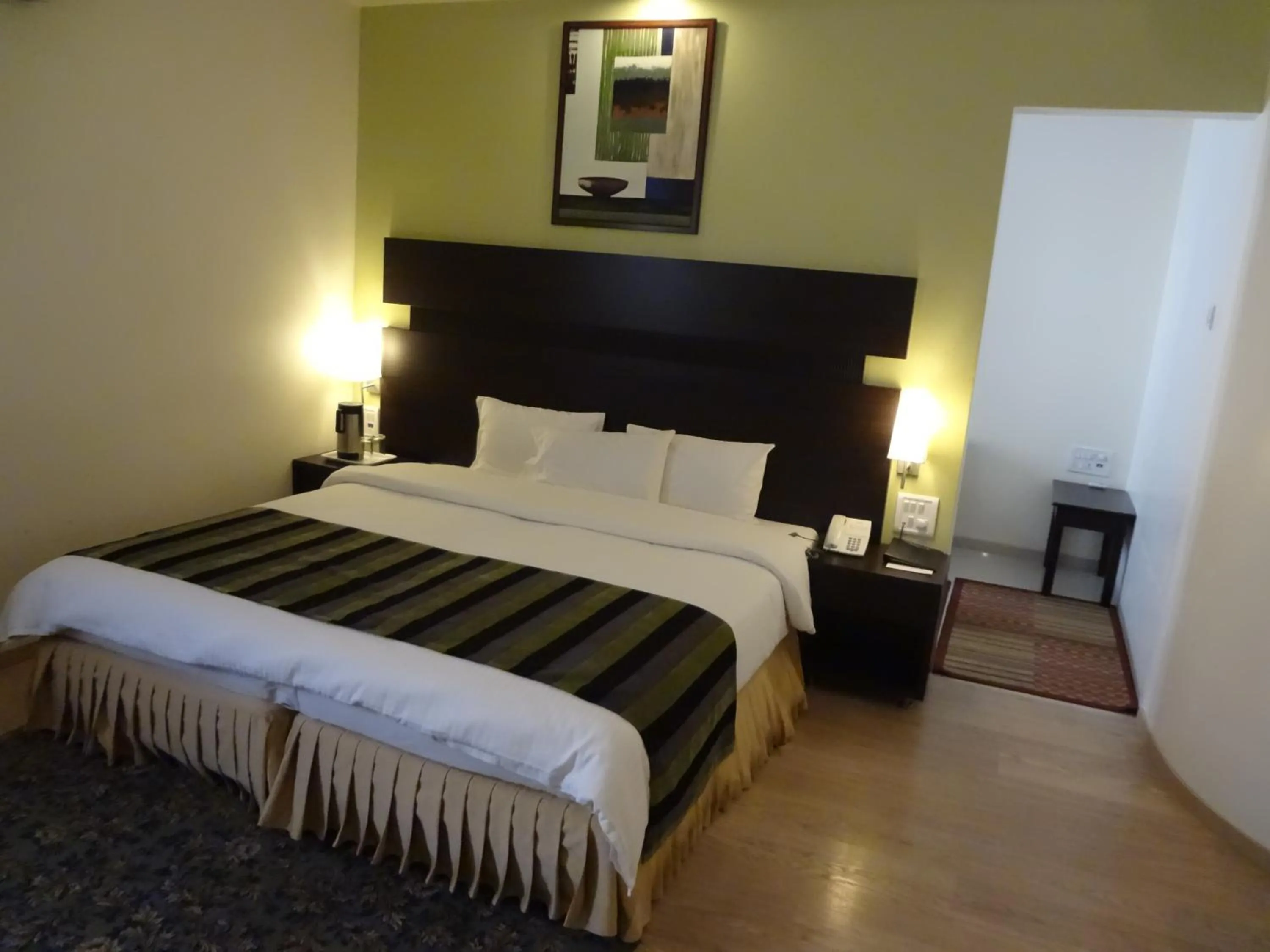 Bed in Chateau Windsor Hotel - Marine Drive