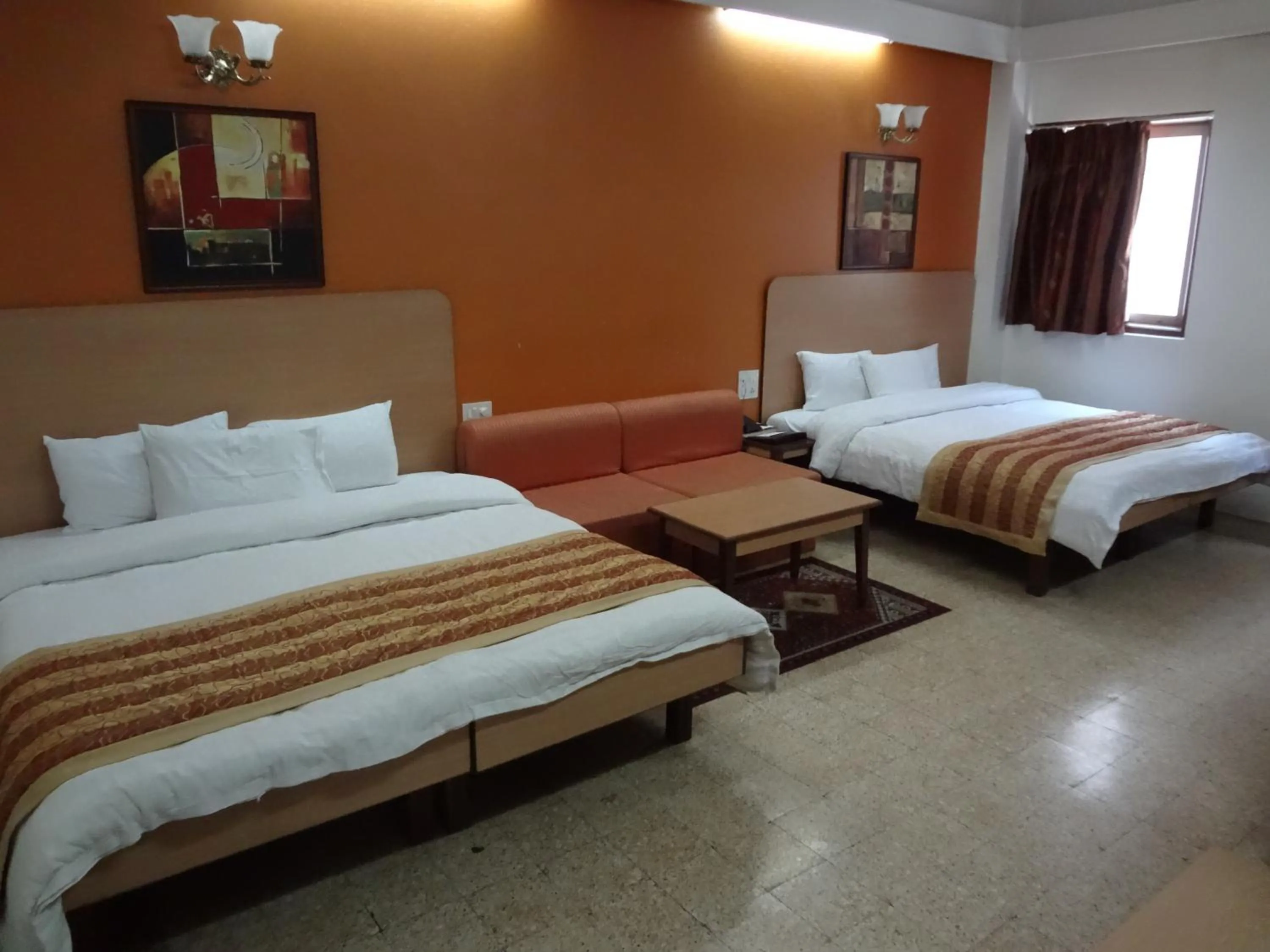 Bed in Chateau Windsor Hotel - Marine Drive