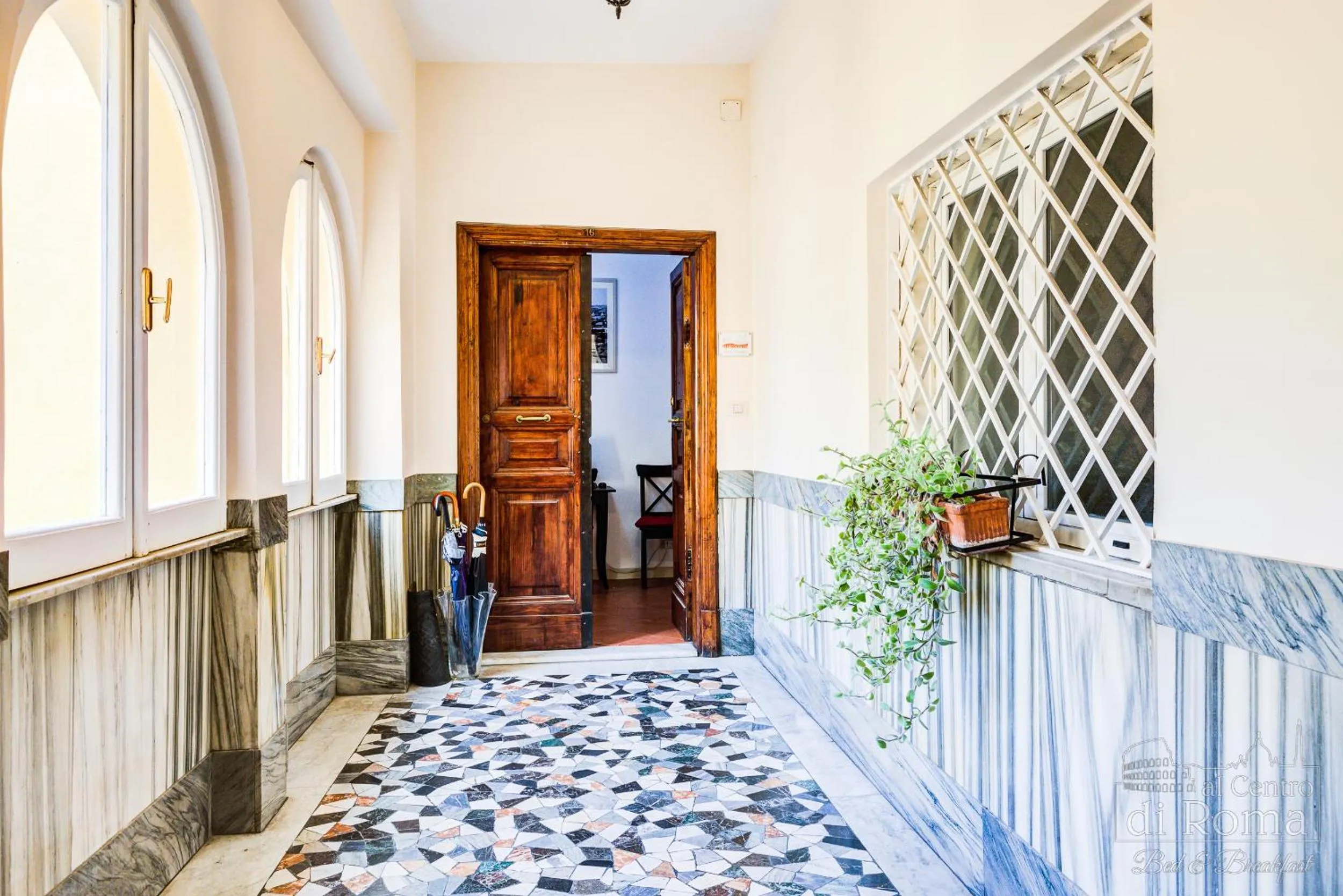 Facade/entrance in Al centro di Roma