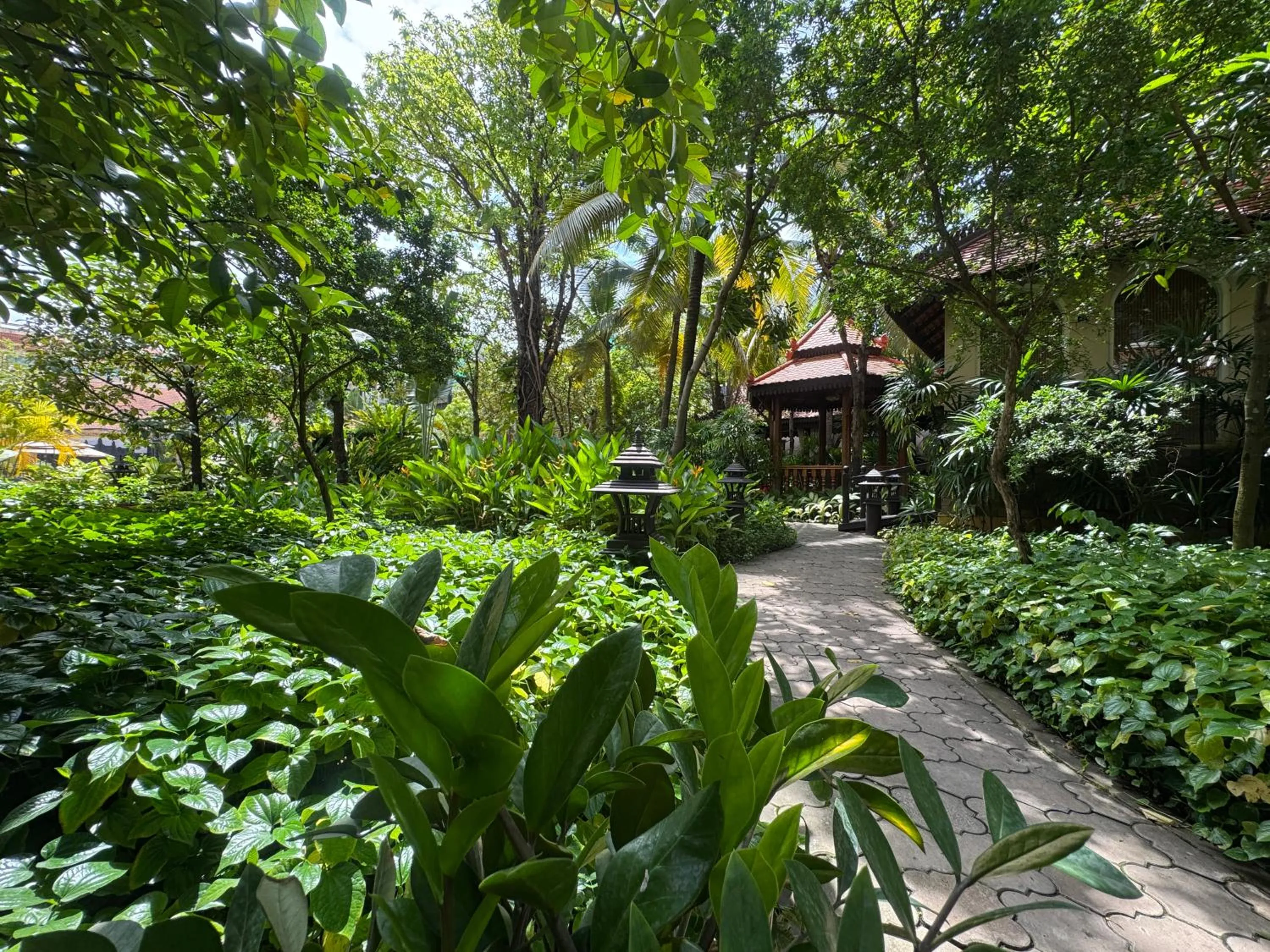 Garden in Hotel Somadevi Angkor Resort & Spa
