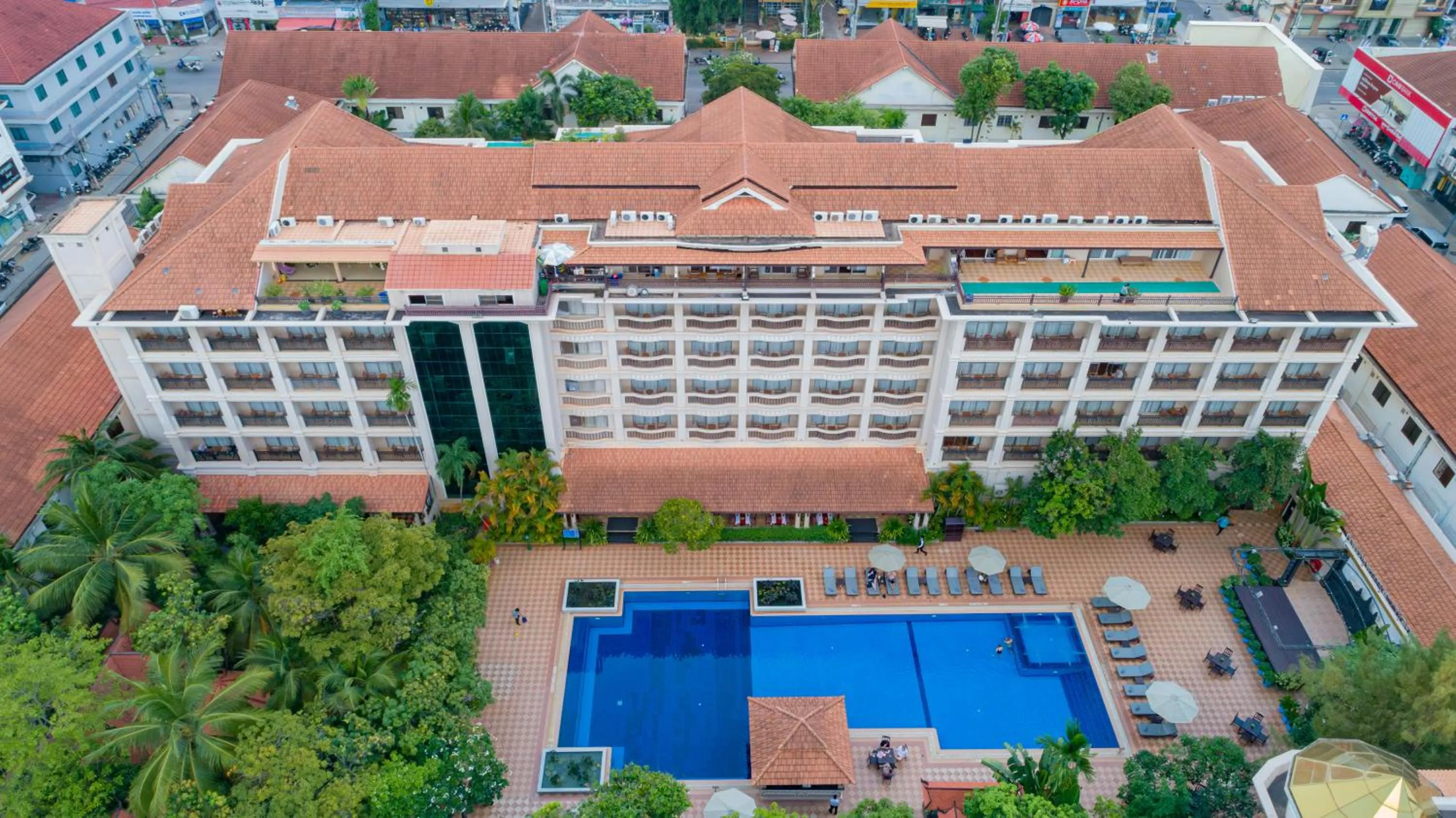 Property building in Hotel Somadevi Angkor Resort & Spa