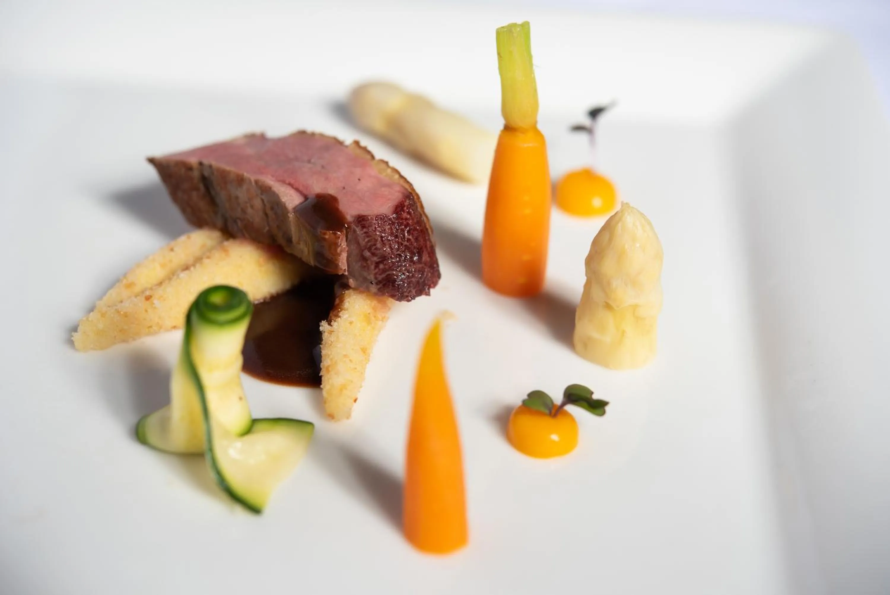 Restaurant/places to eat in Glanzhof Hotel & Apartments