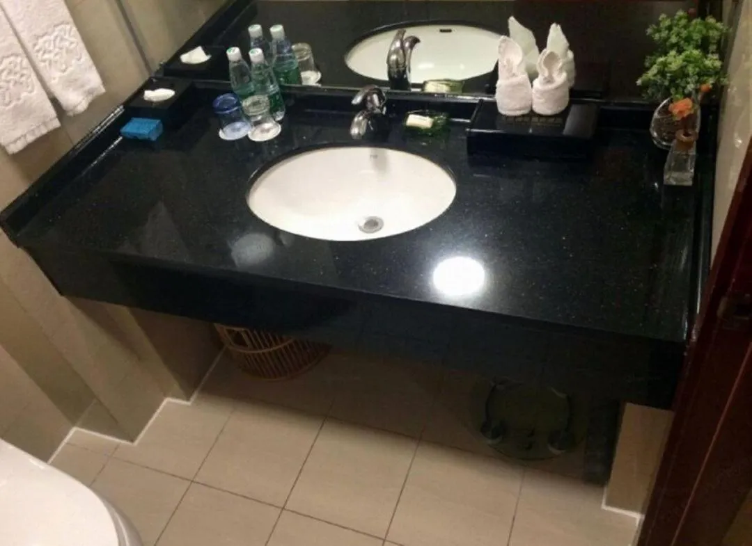 Super House International