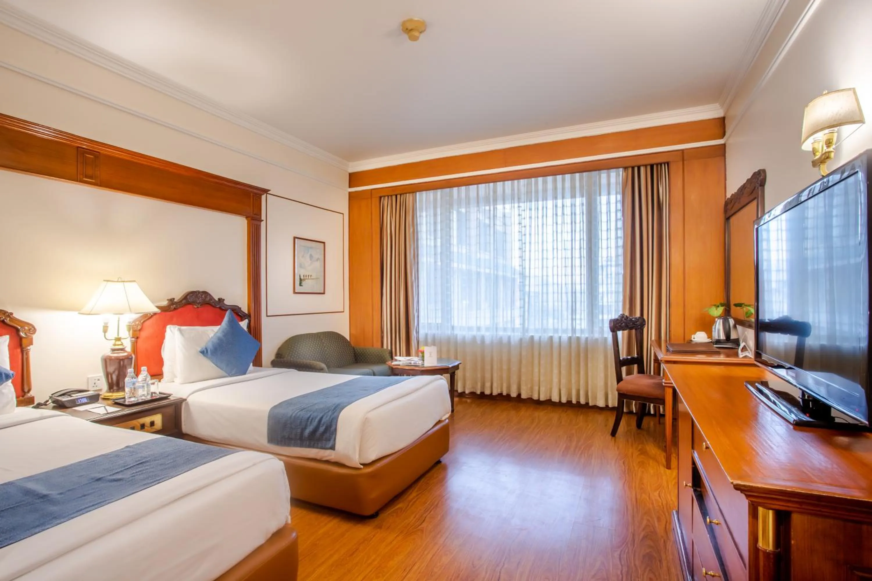 Bed in The Everest Hotel