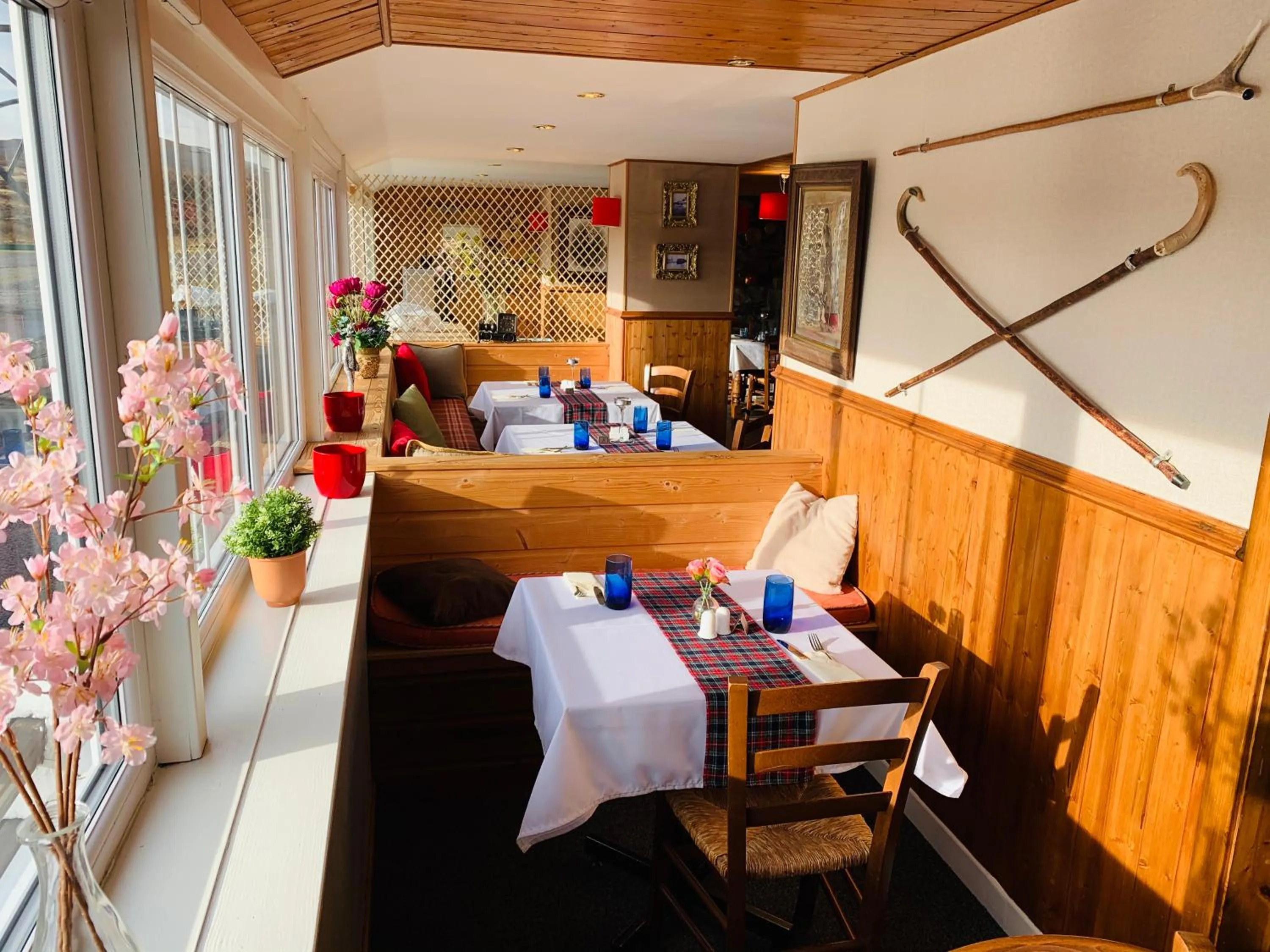 Restaurant/places to eat in Aultguish Inn