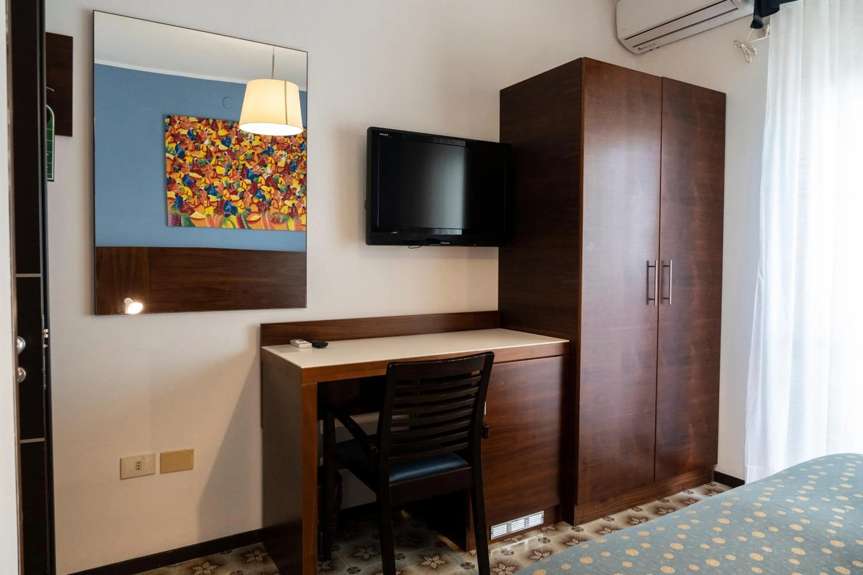 TV and multimedia in Hotel Mare Blu