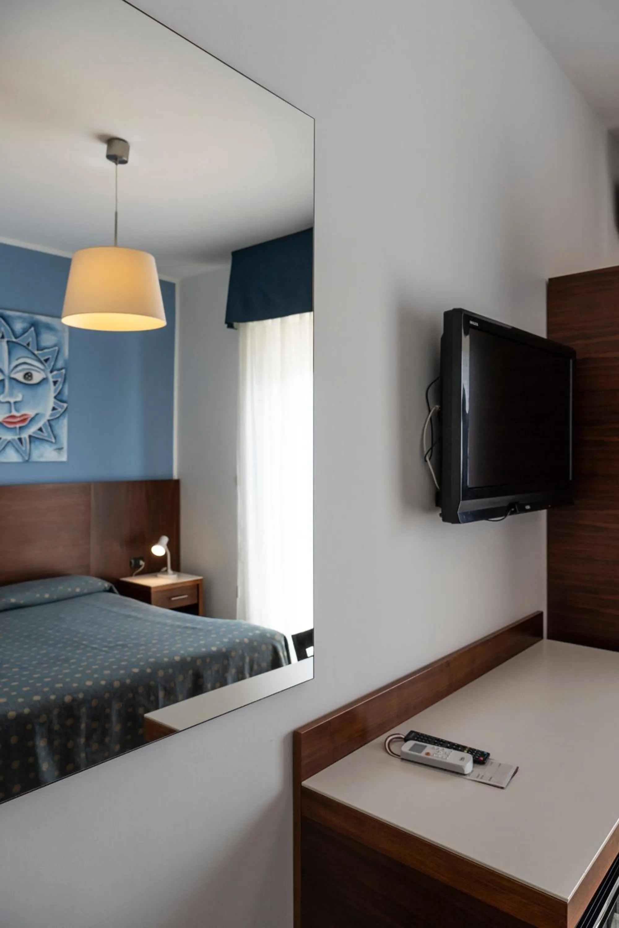 Photo of the whole room in Hotel Mare Blu