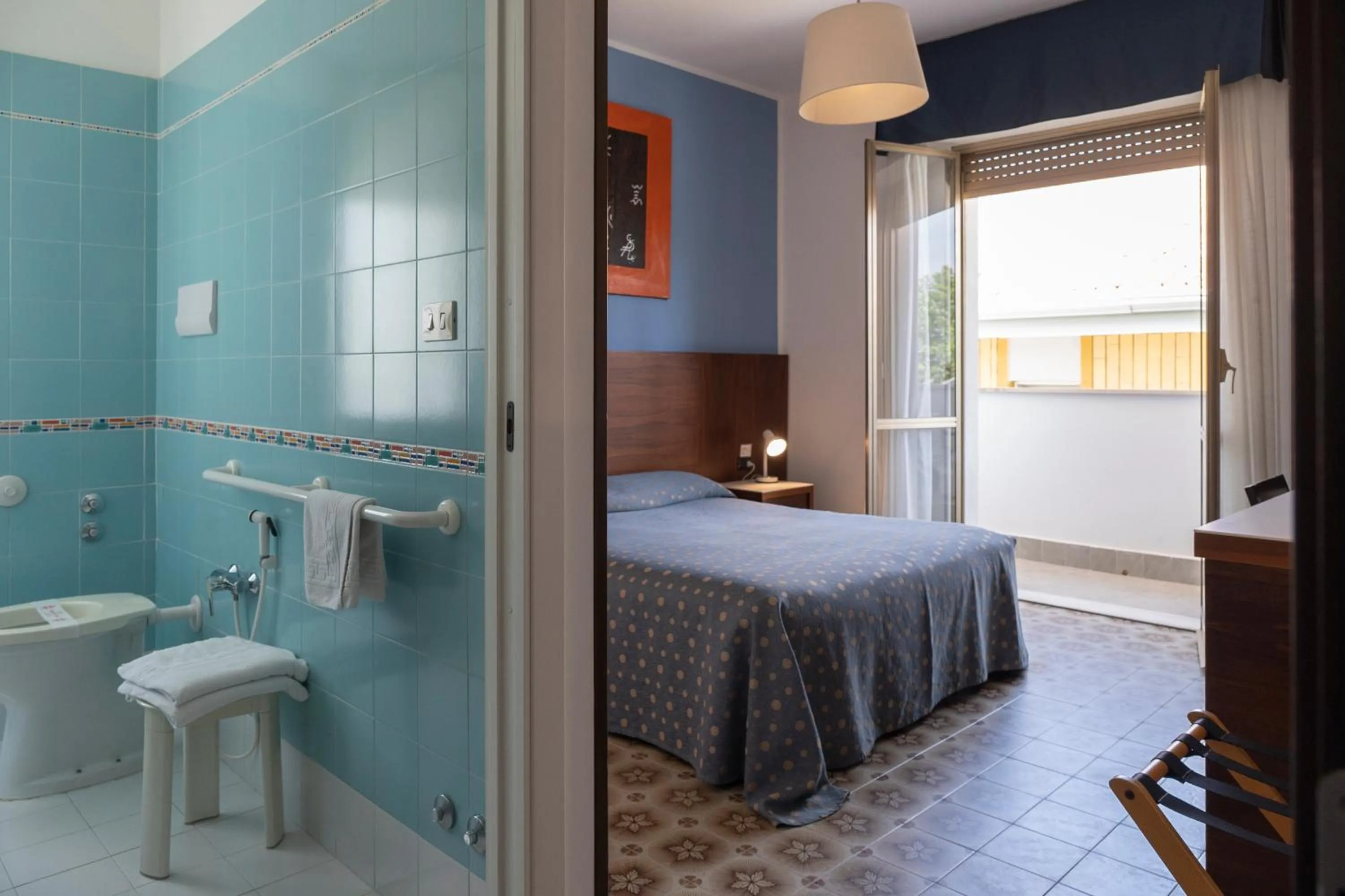 Photo of the whole room in Hotel Mare Blu