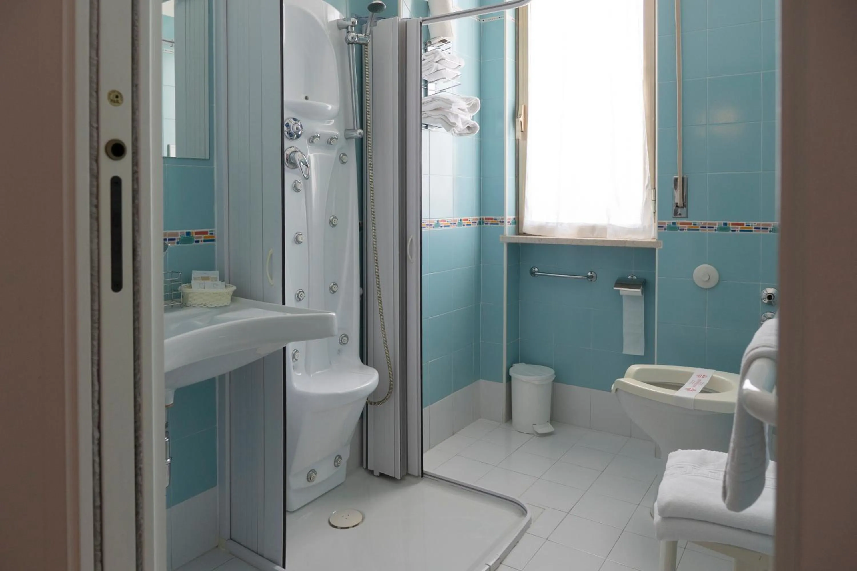 Bathroom in Hotel Mare Blu