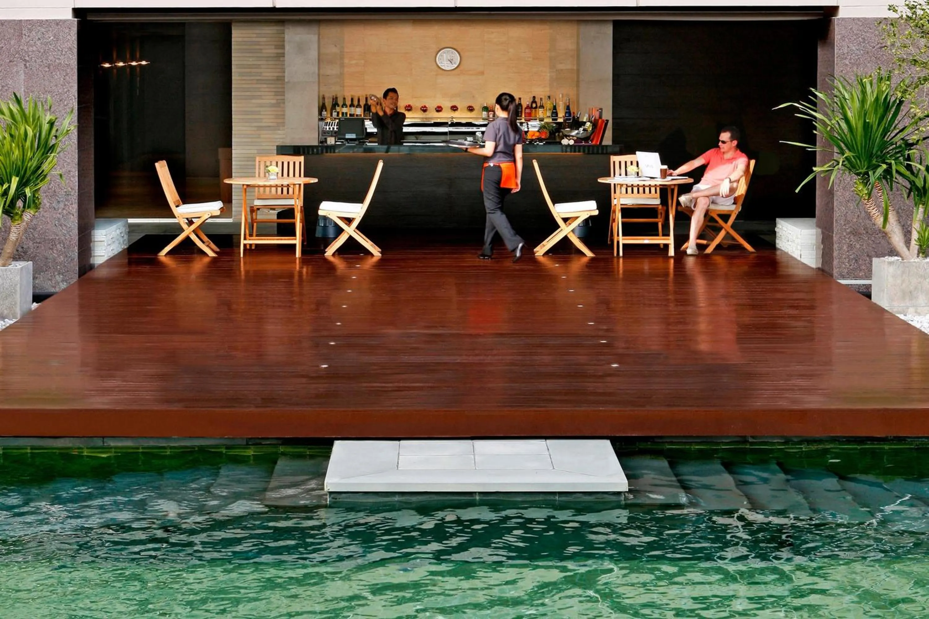 Swimming pool in Sathorn Vista, Bangkok - Marriott Executive Apartments