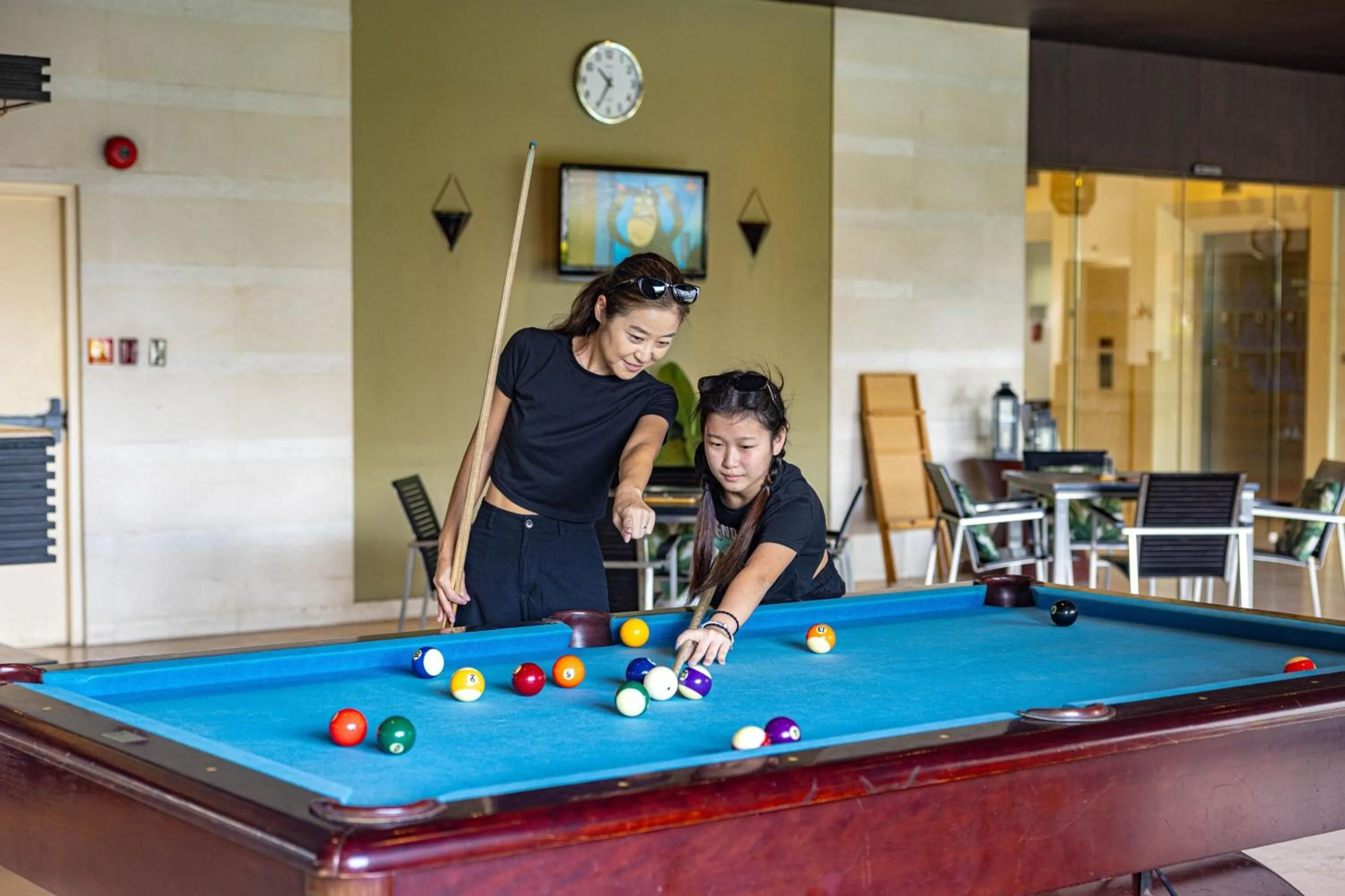 Swimming pool in Marriott Executive Apartments Sukhumvit Park, Bangkok