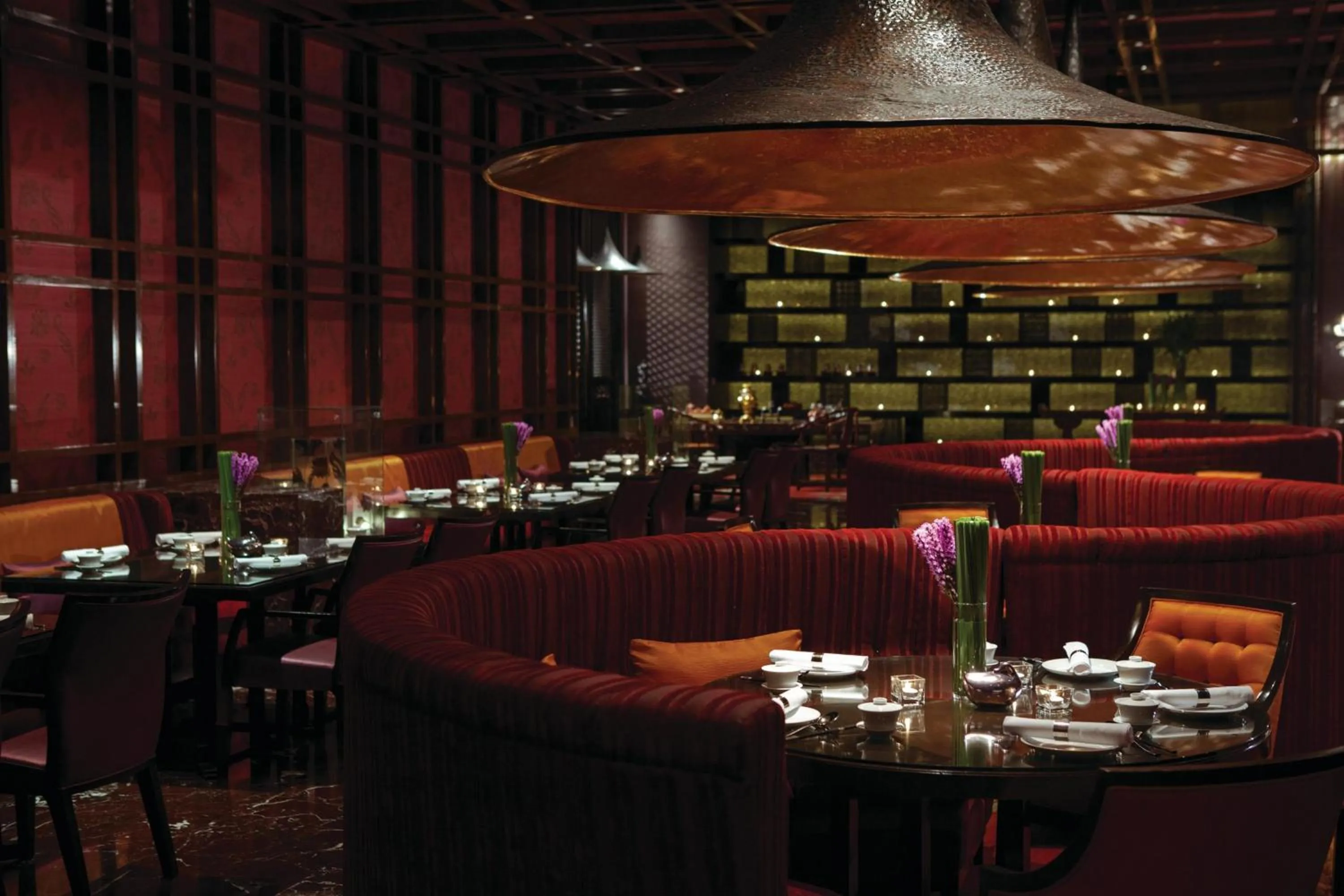 Restaurant/places to eat in Renaissance Bangkok Ratchaprasong Hotel by Marriott