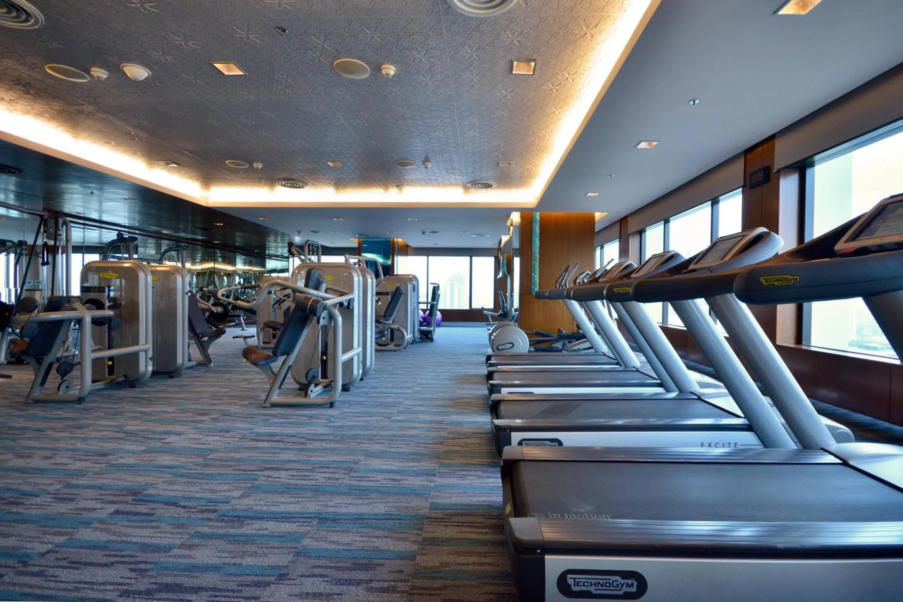 Fitness centre/facilities in Renaissance Bangkok Ratchaprasong Hotel by Marriott