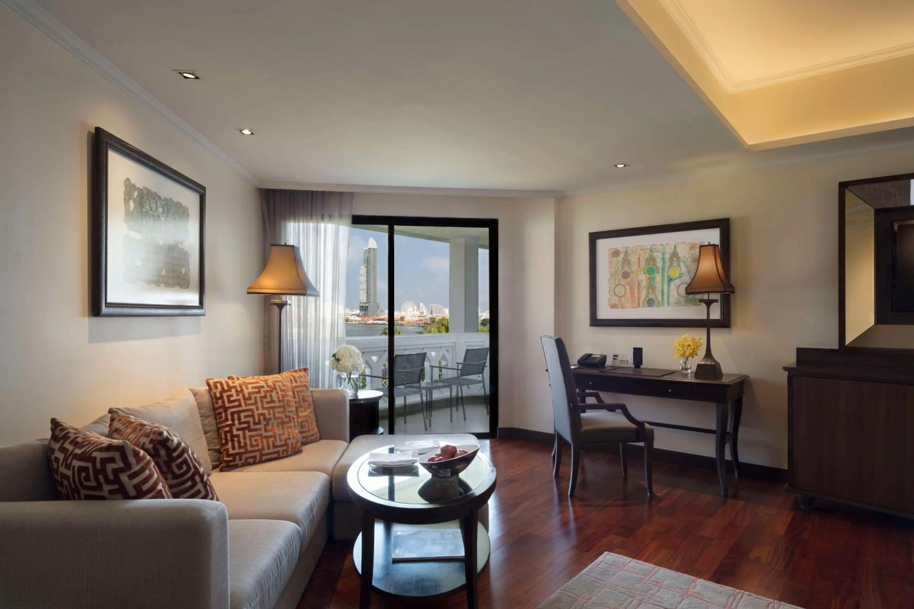 Bedroom in Anantara Riverside Bangkok Resort