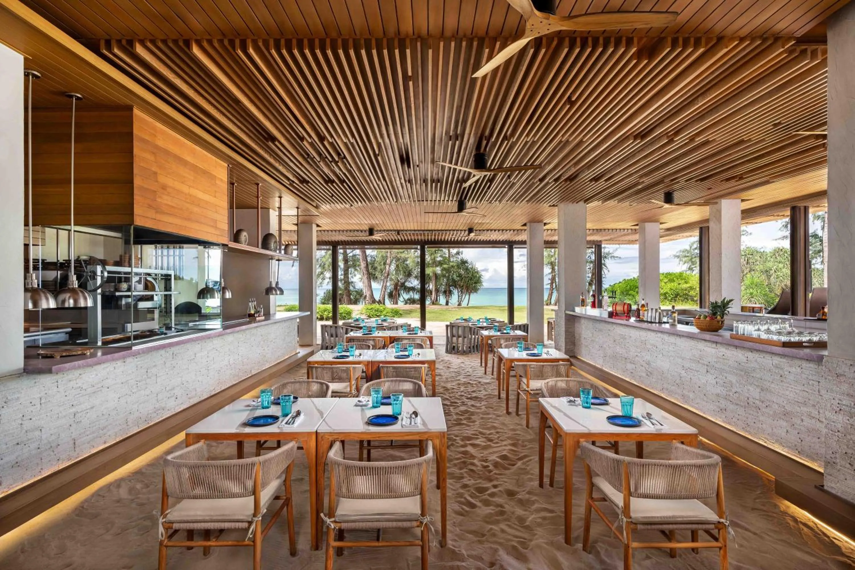 Restaurant/places to eat in Renaissance Phuket Resort & Spa