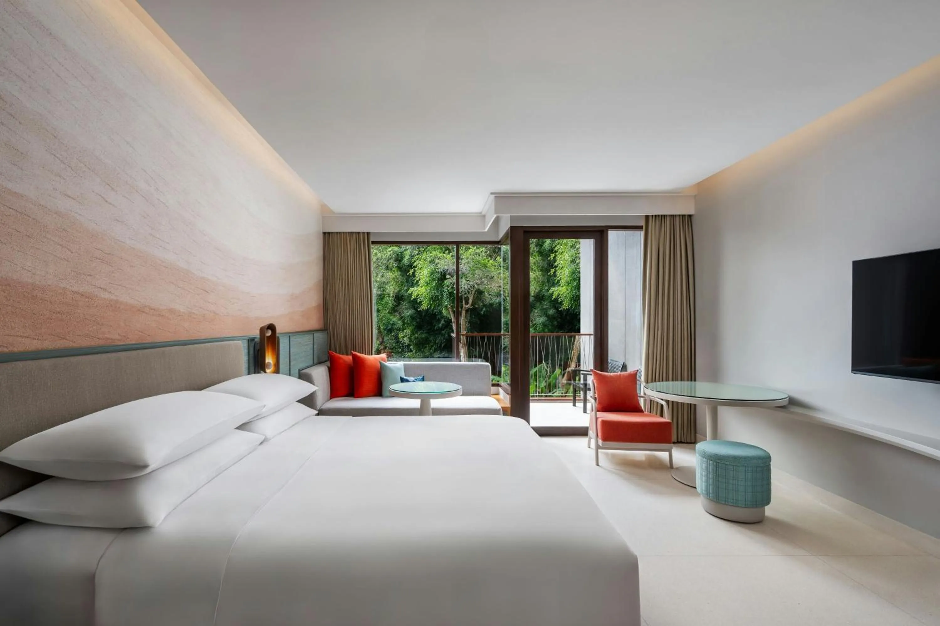 Photo of the whole room, Bed in Renaissance Phuket Resort & Spa