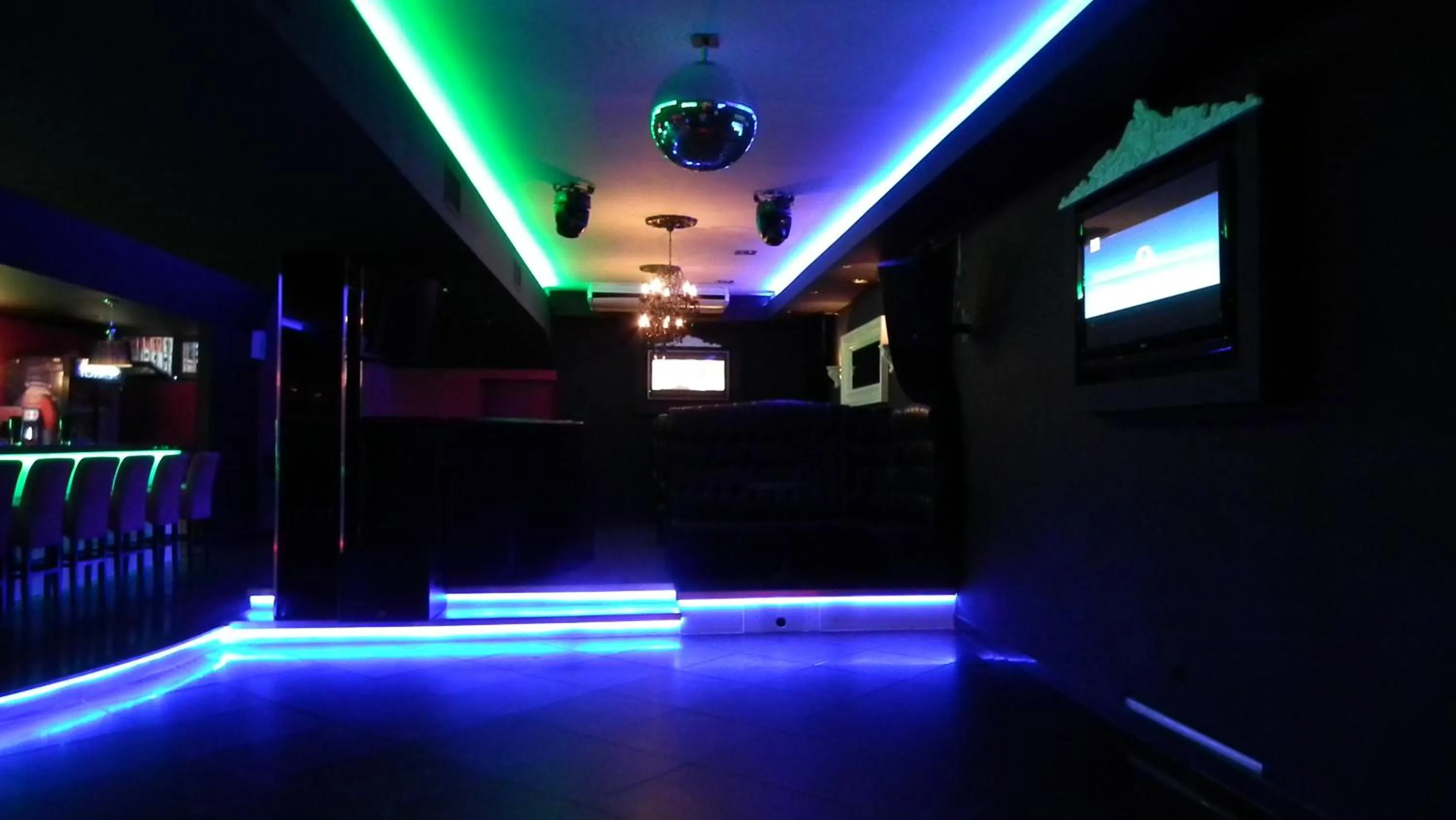 Nightclub / DJ in Hotel & Restauracja Glass