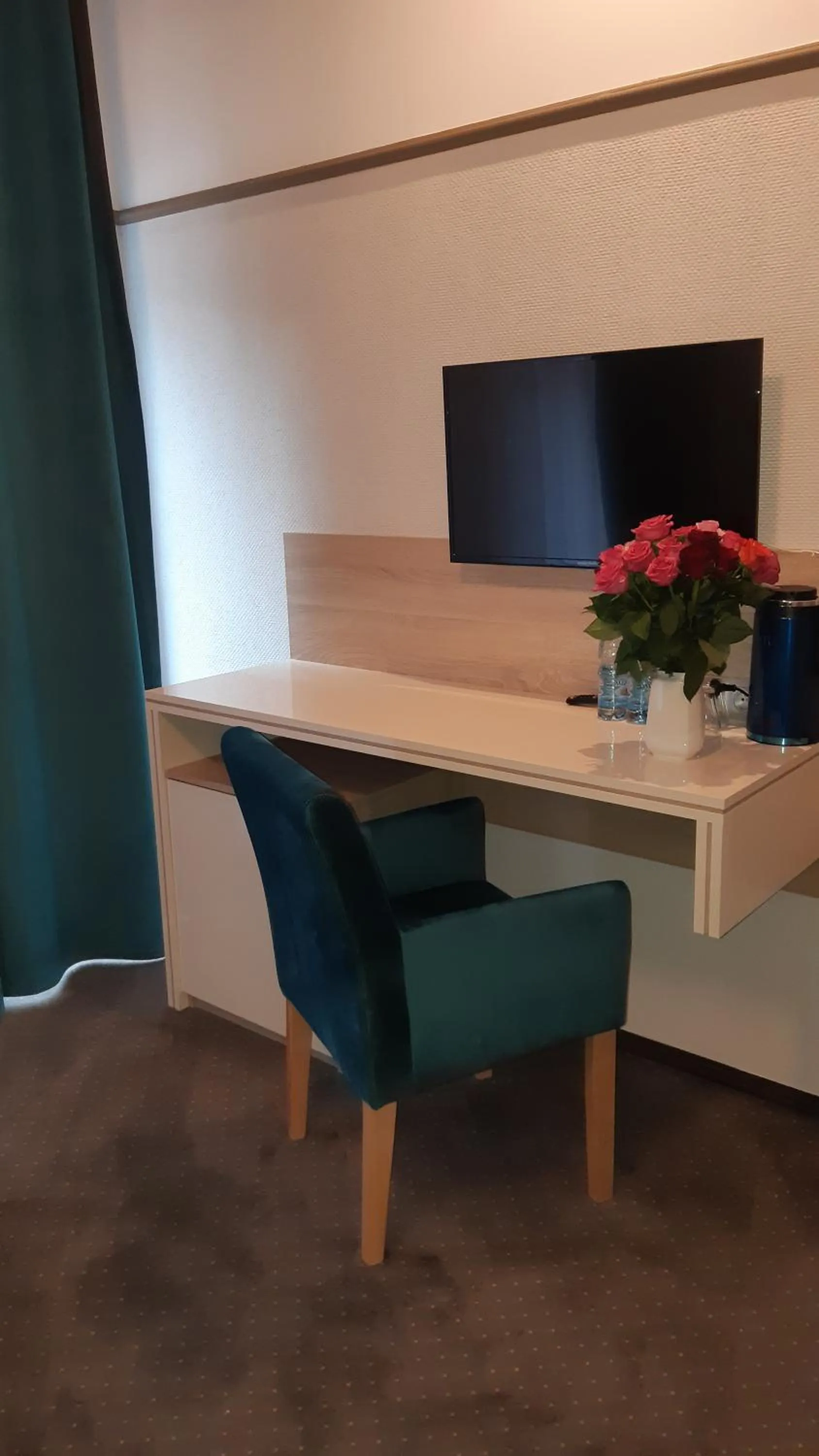 Photo of the whole room in Hotel & Restauracja Glass