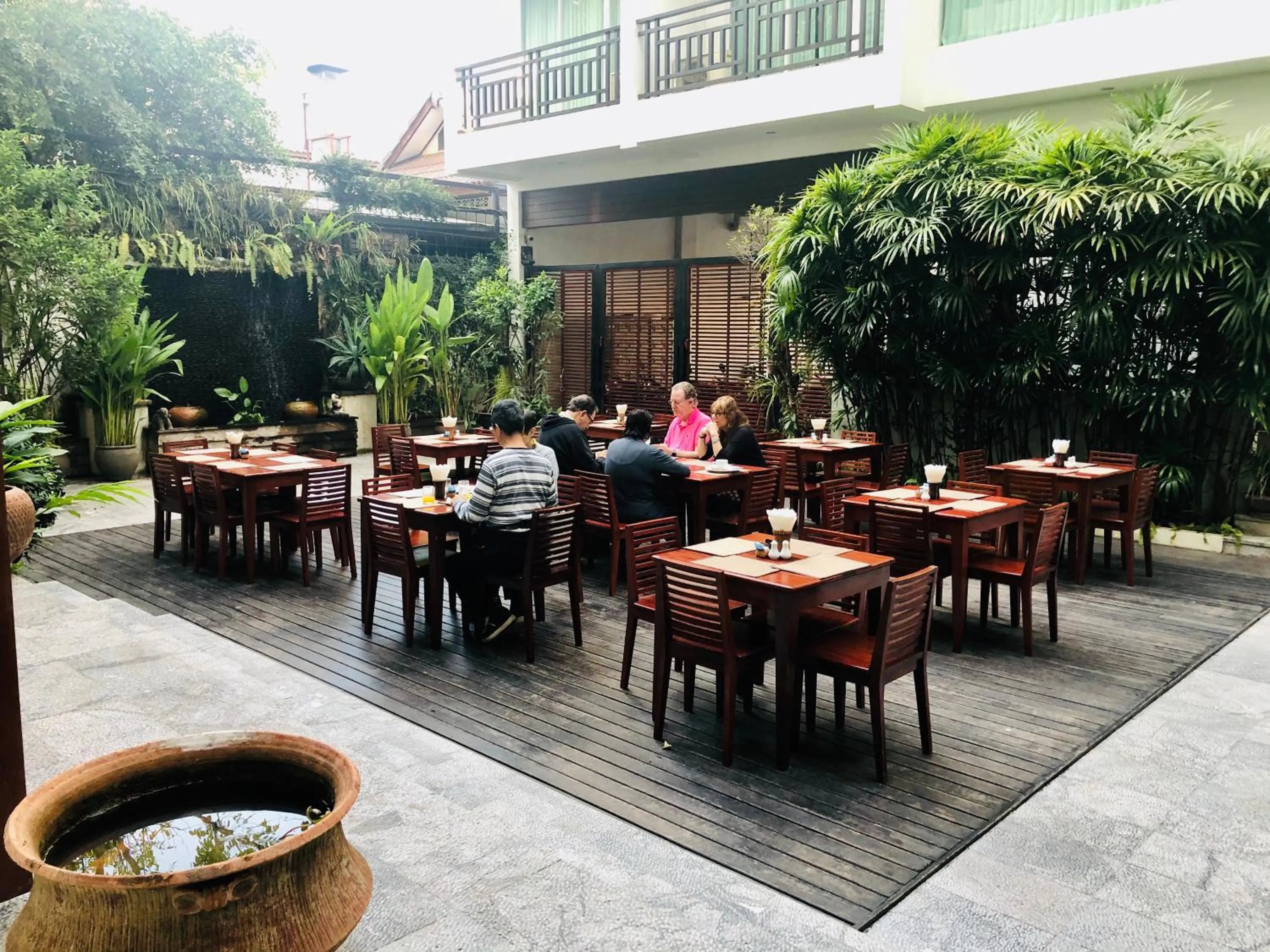 Restaurant/places to eat in Sabaidee@Lao Hotel Vientiane
