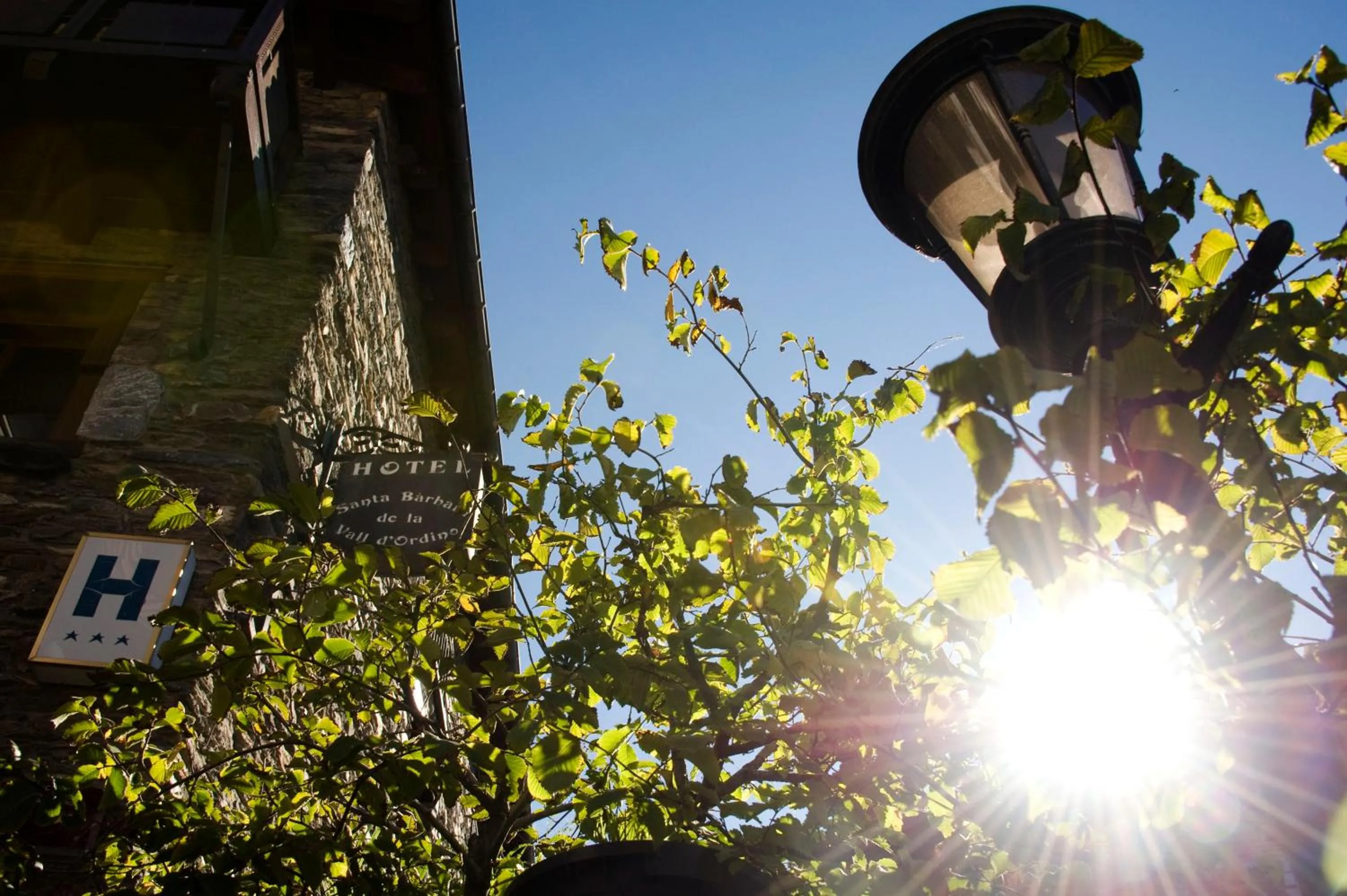 Facade/entrance in Hotel Santa Bàrbara De La Vall D'ordino