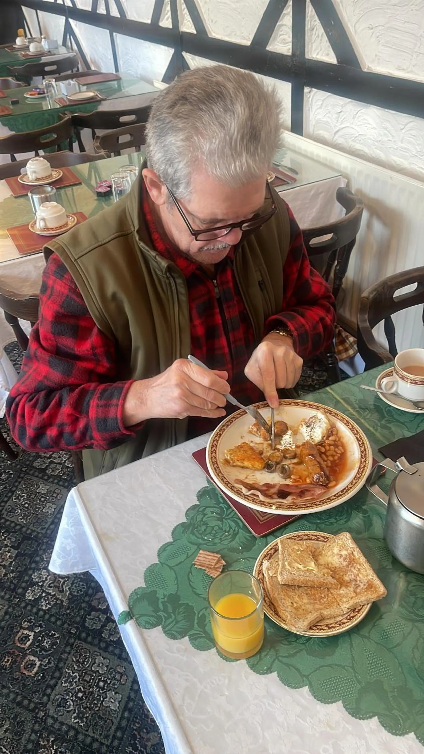 Breakfast in Dora Hotel