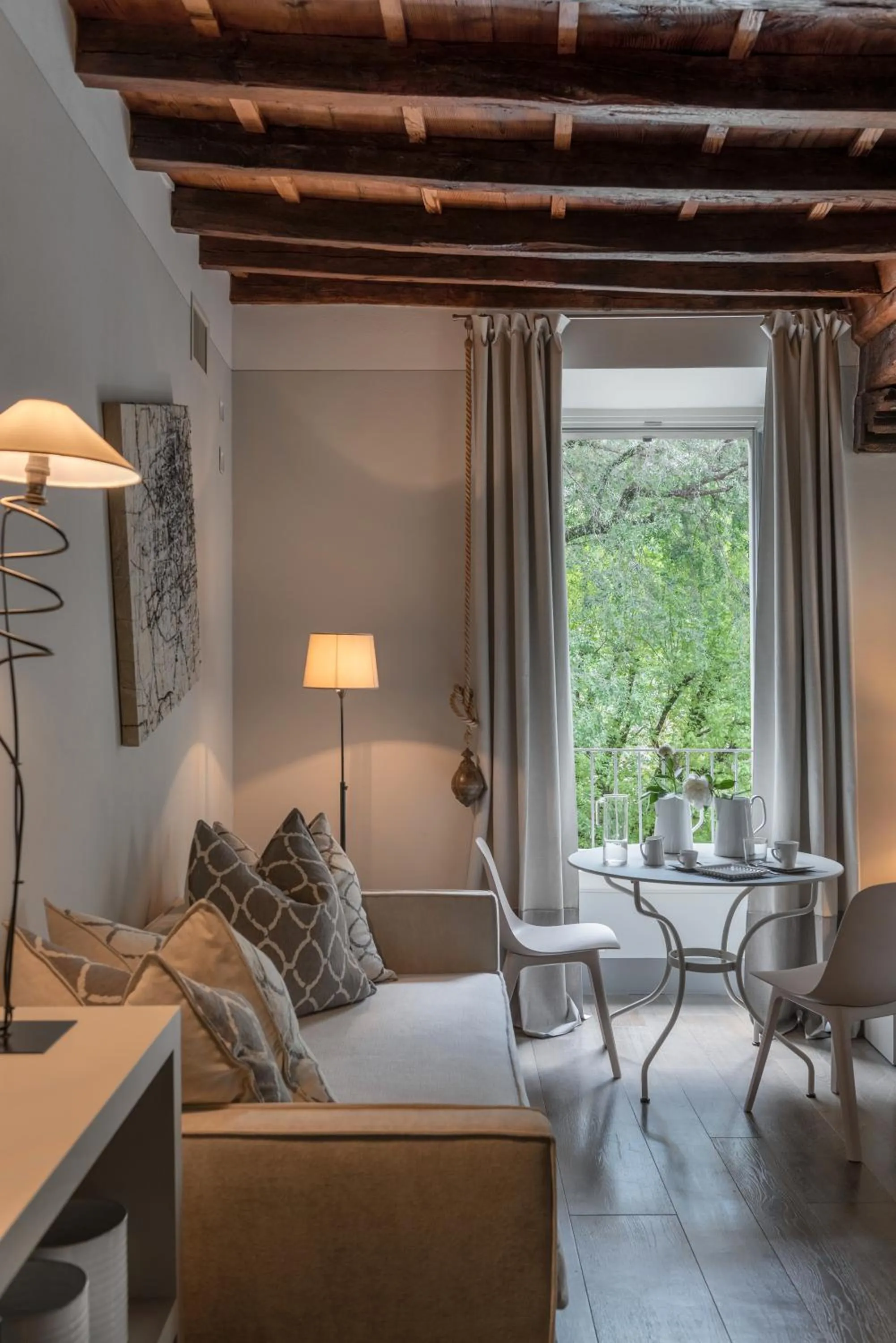 View (from property/room), Bed in GombitHotel