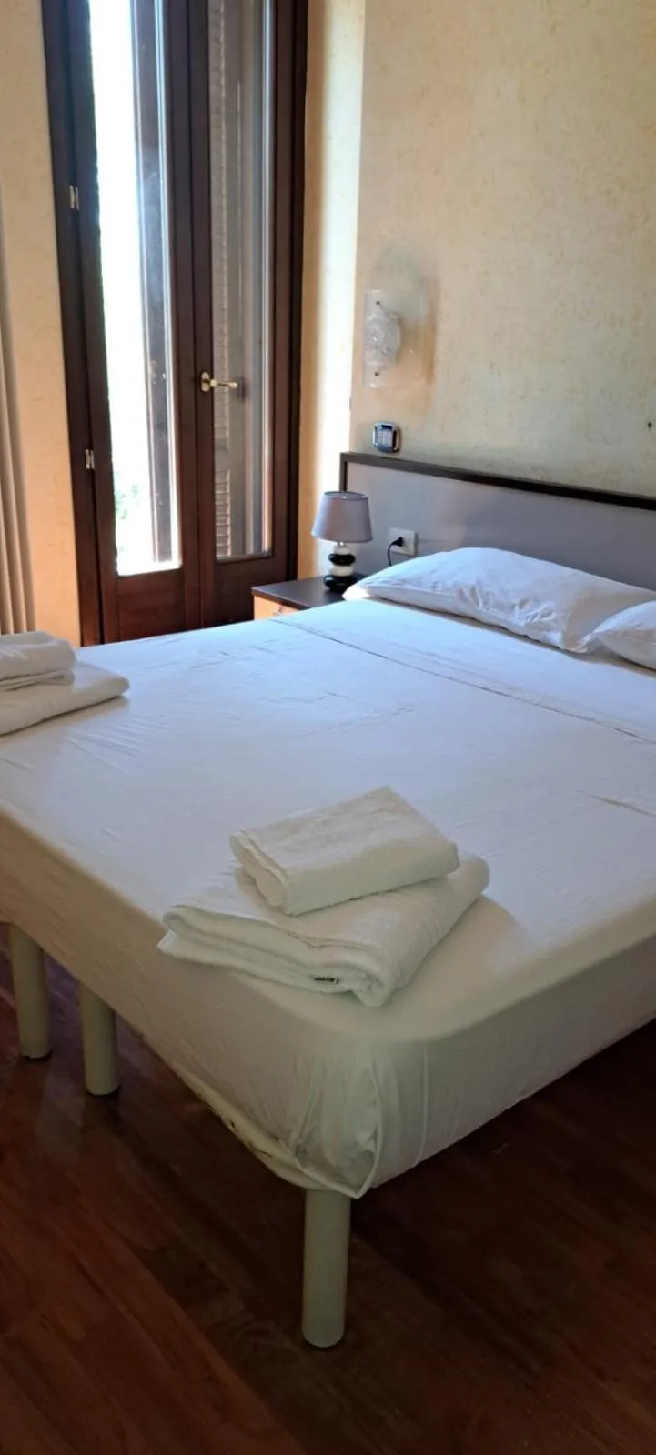 Bedroom, Bed in Il Cielo di Lucio