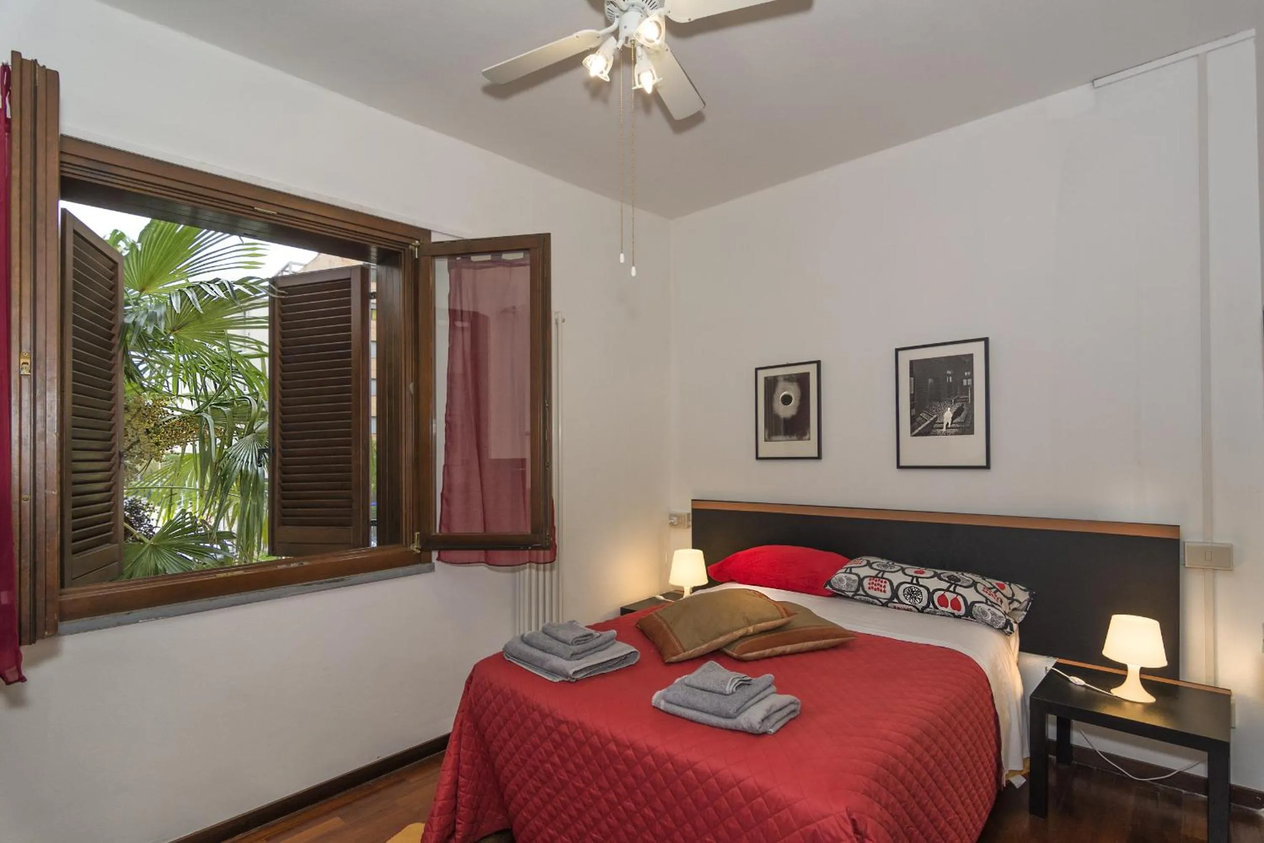 Photo of the whole room, Bed in Il Cielo di Lucio