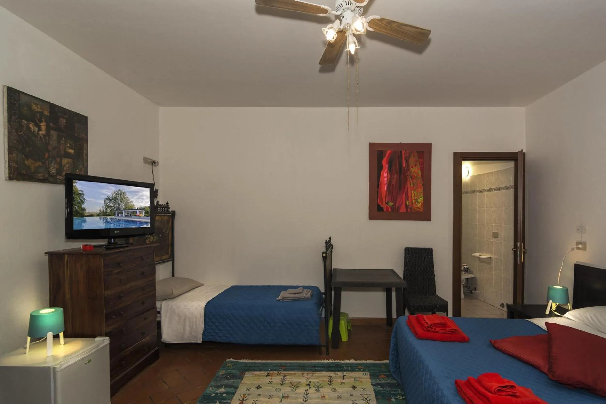 Photo of the whole room, Bed in Il Cielo di Lucio